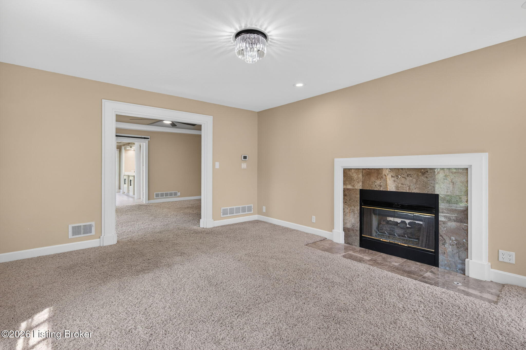 3 Scenic Hill Ct