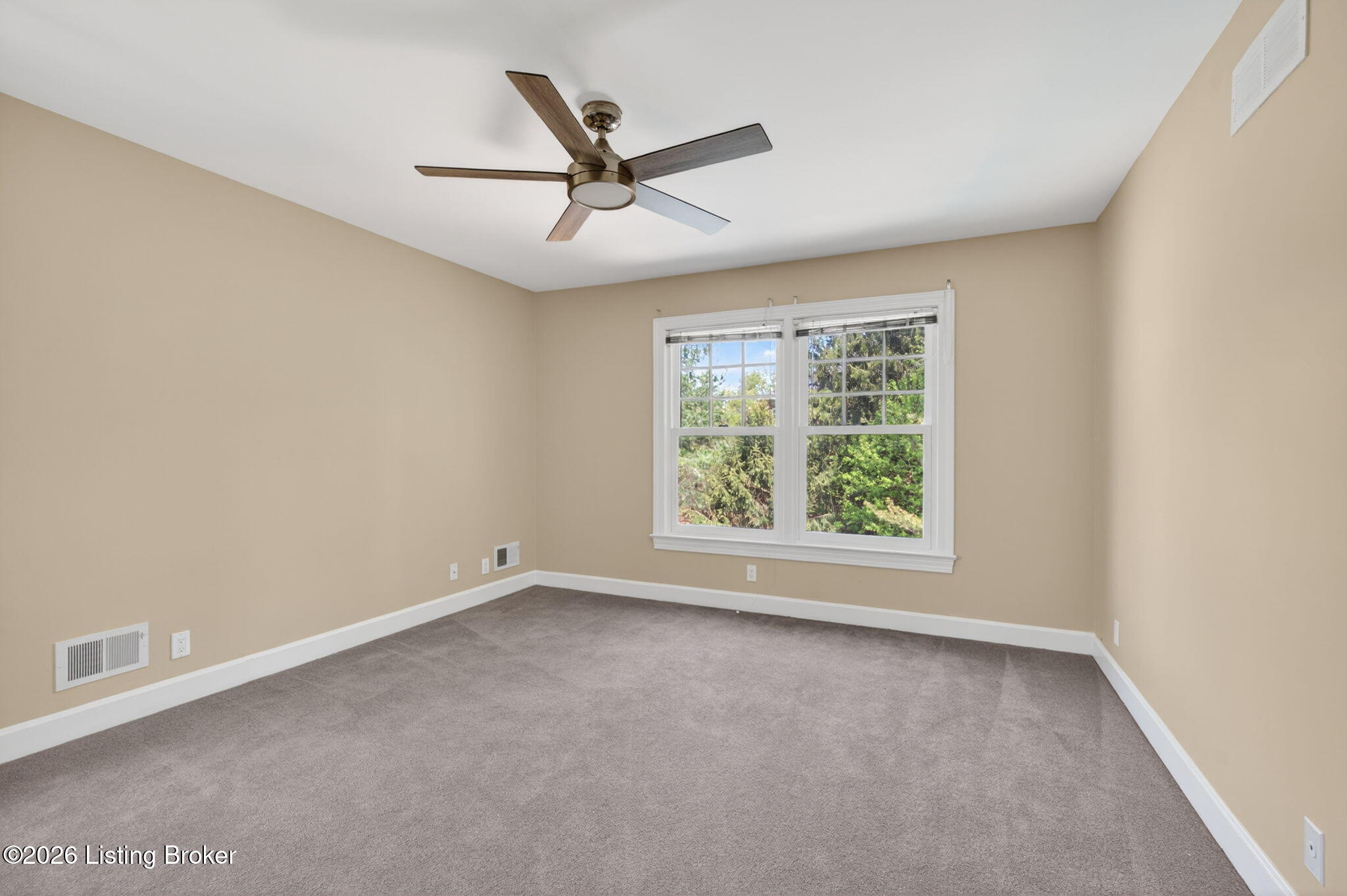 3 Scenic Hill Ct