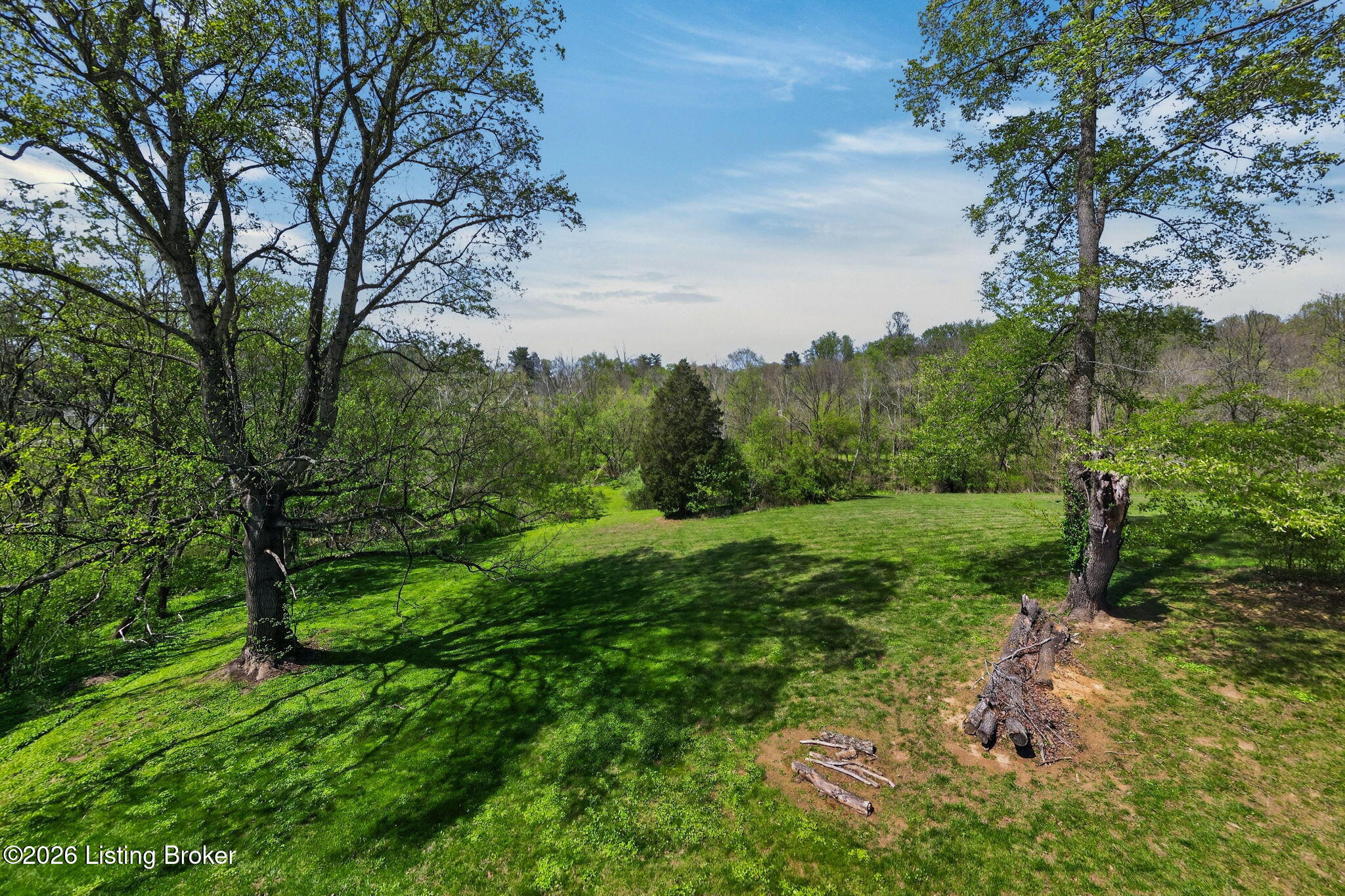 3 Scenic Hill Ct