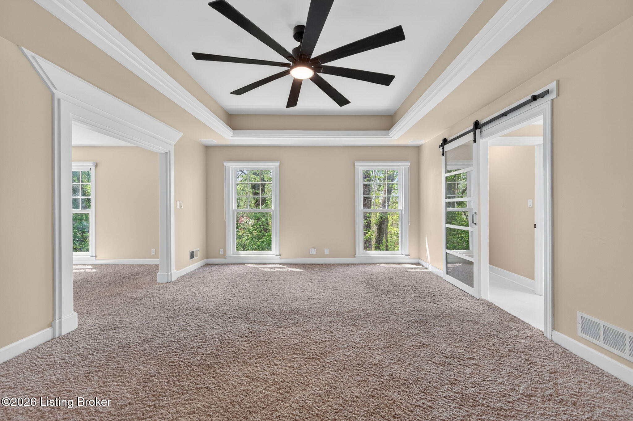 3 Scenic Hill Ct