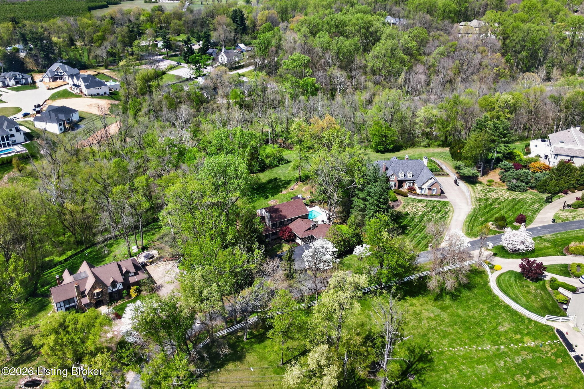 3 Scenic Hill Ct