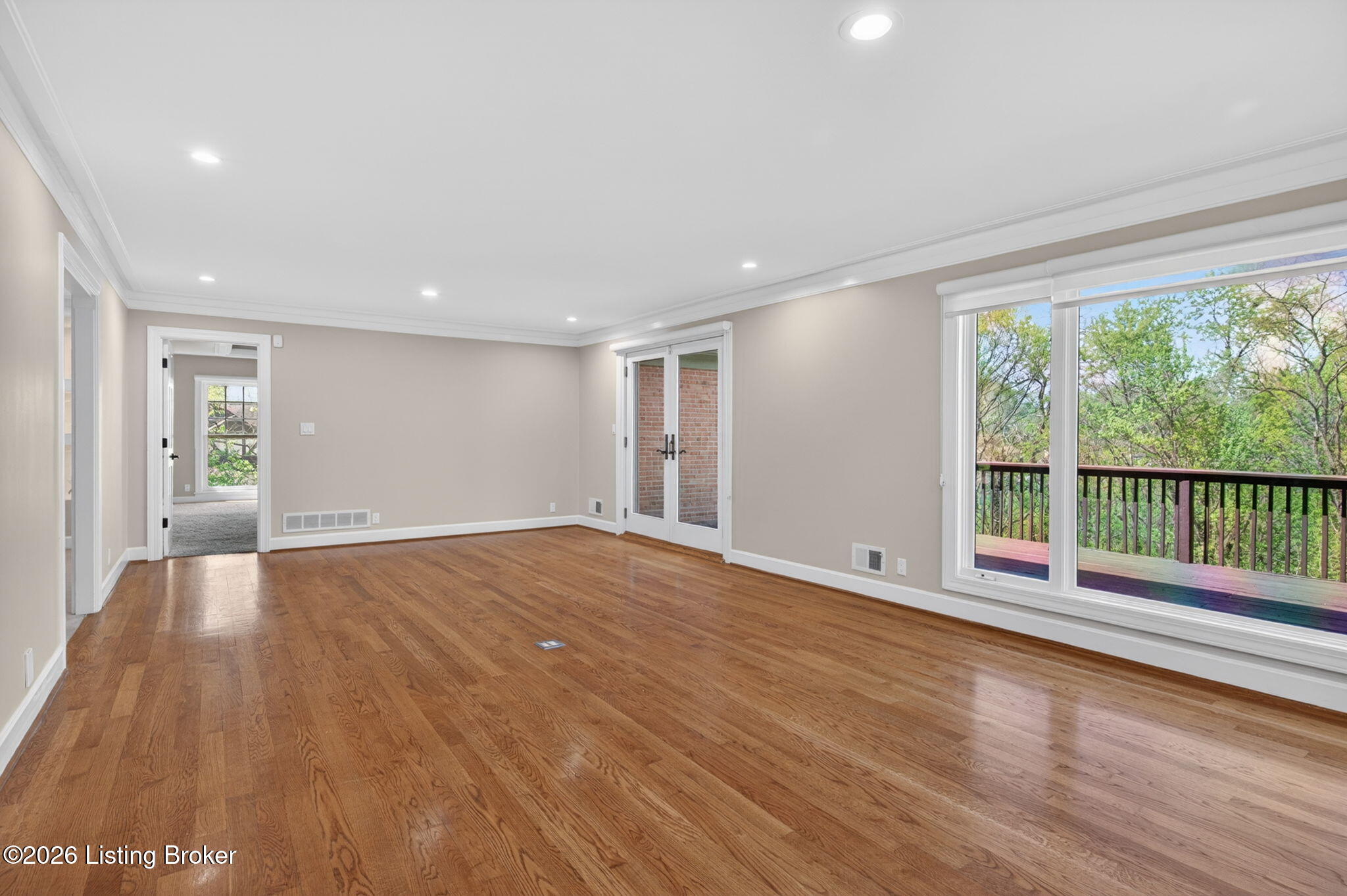 3 Scenic Hill Ct