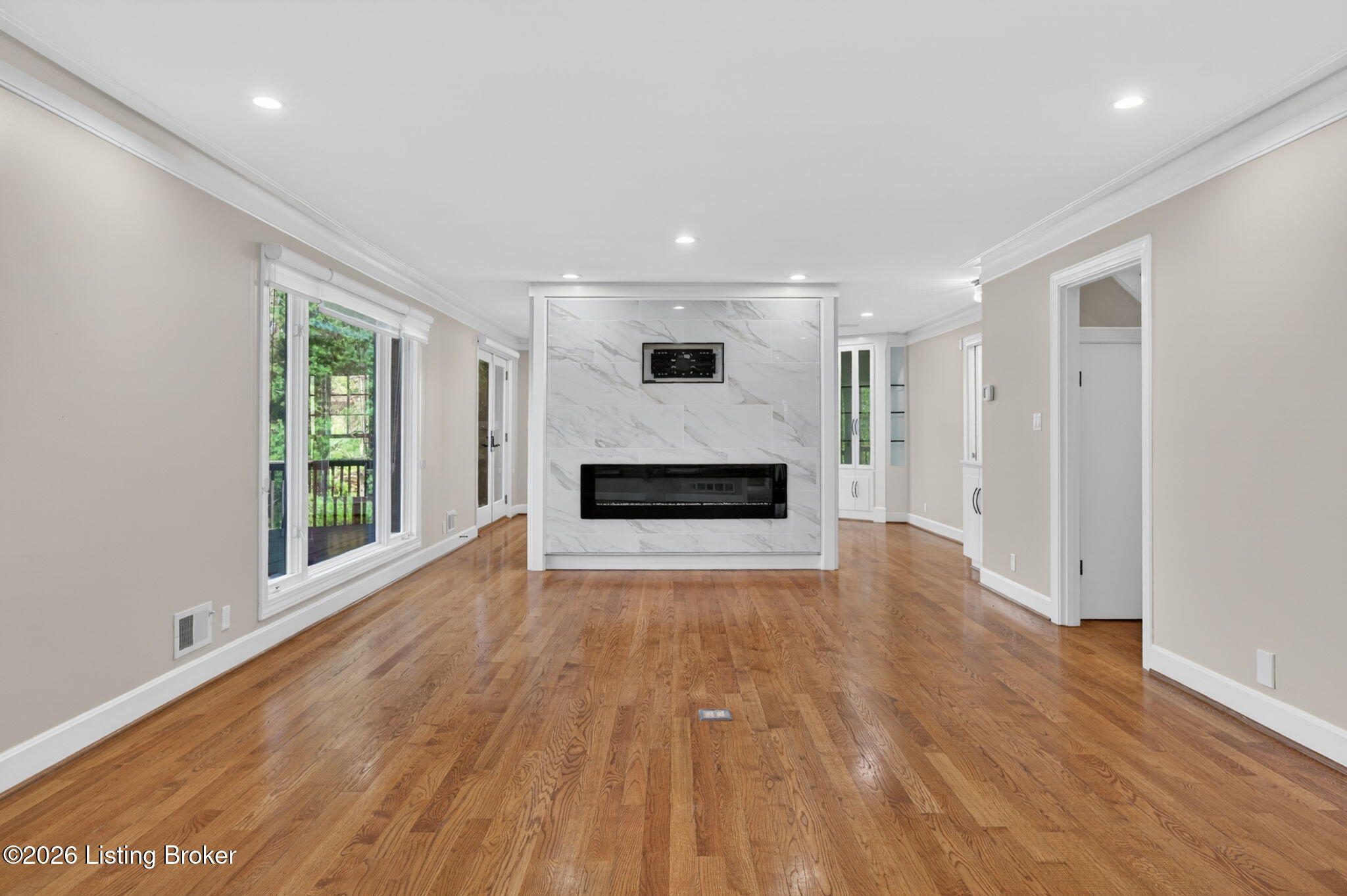 3 Scenic Hill Ct