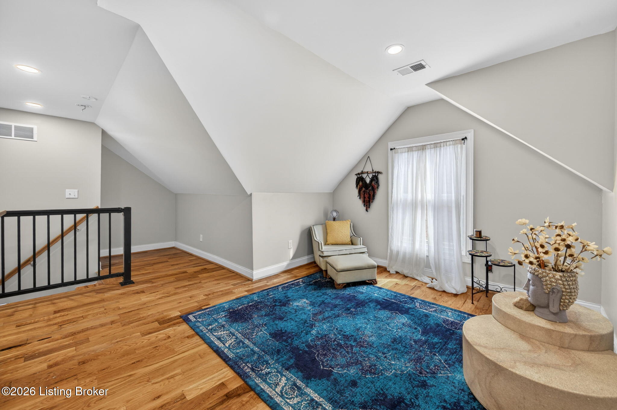 1320 Winter Ave
