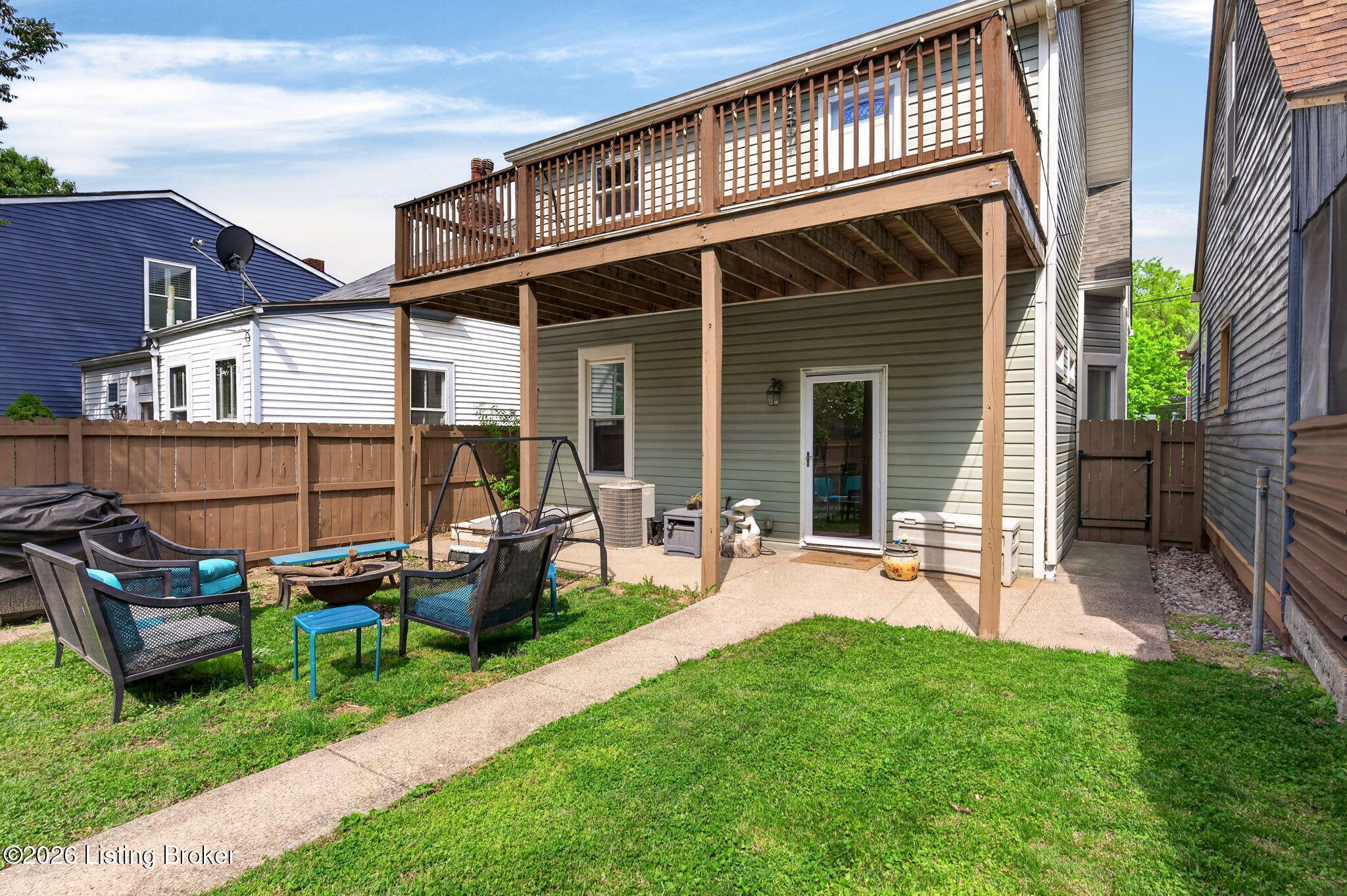 1320 Winter Ave