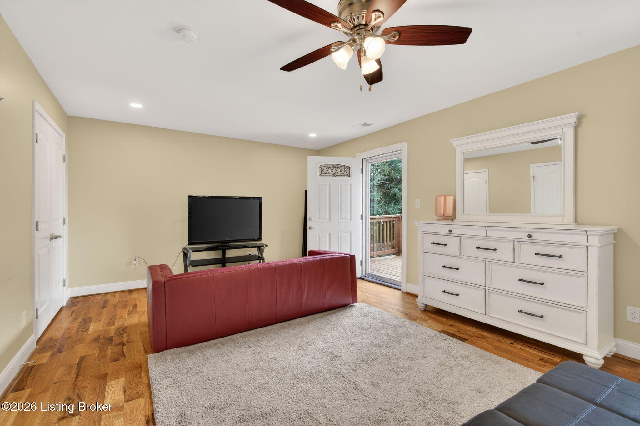 1320 Winter Ave
