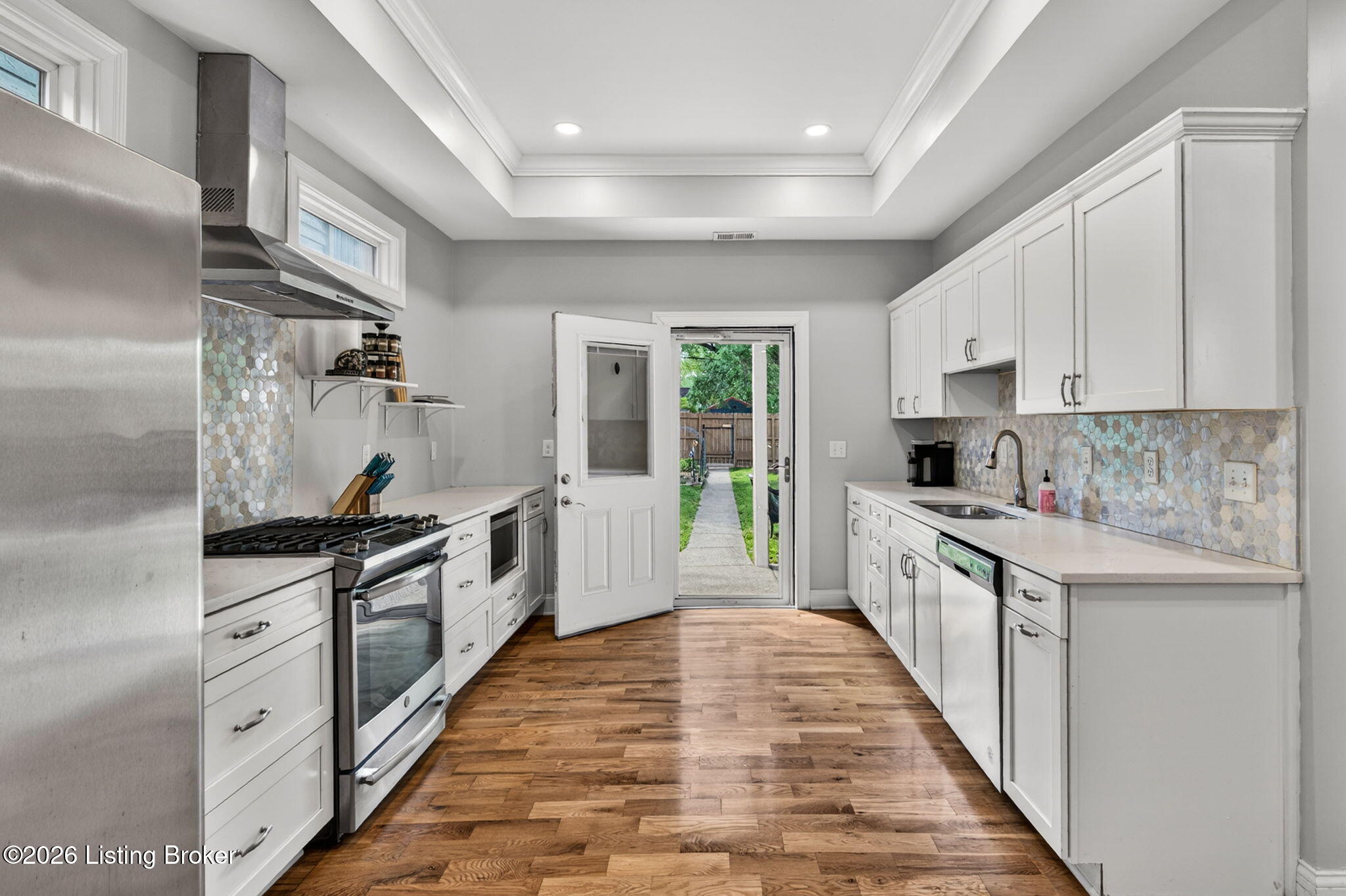 1320 Winter Ave