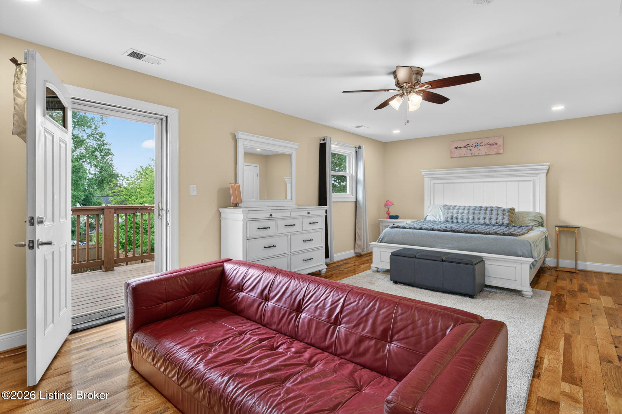 1320 Winter Ave