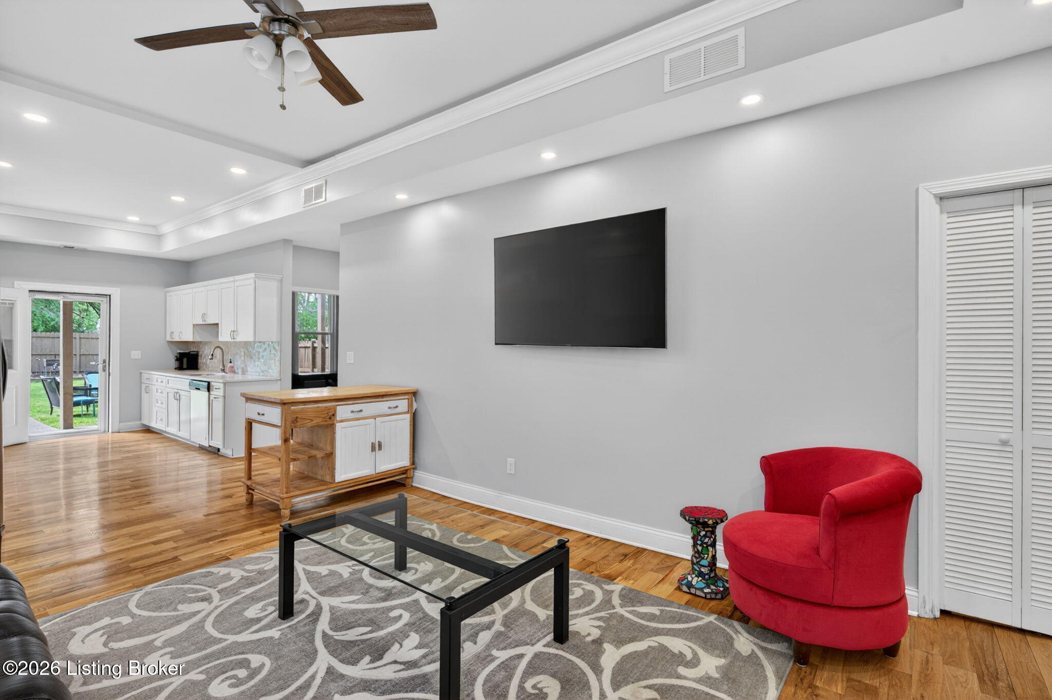 1320 Winter Ave