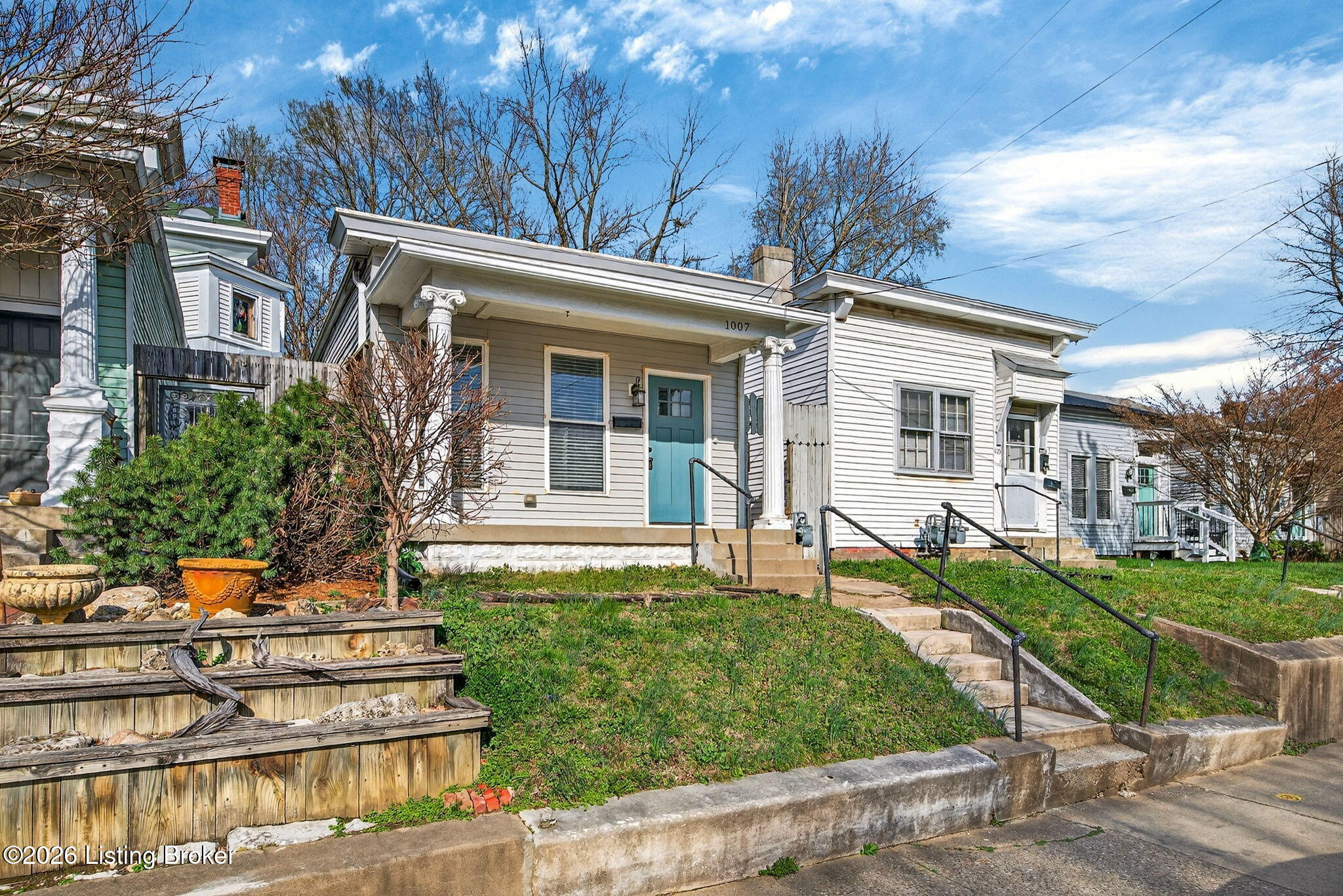 1007 Goss Ave