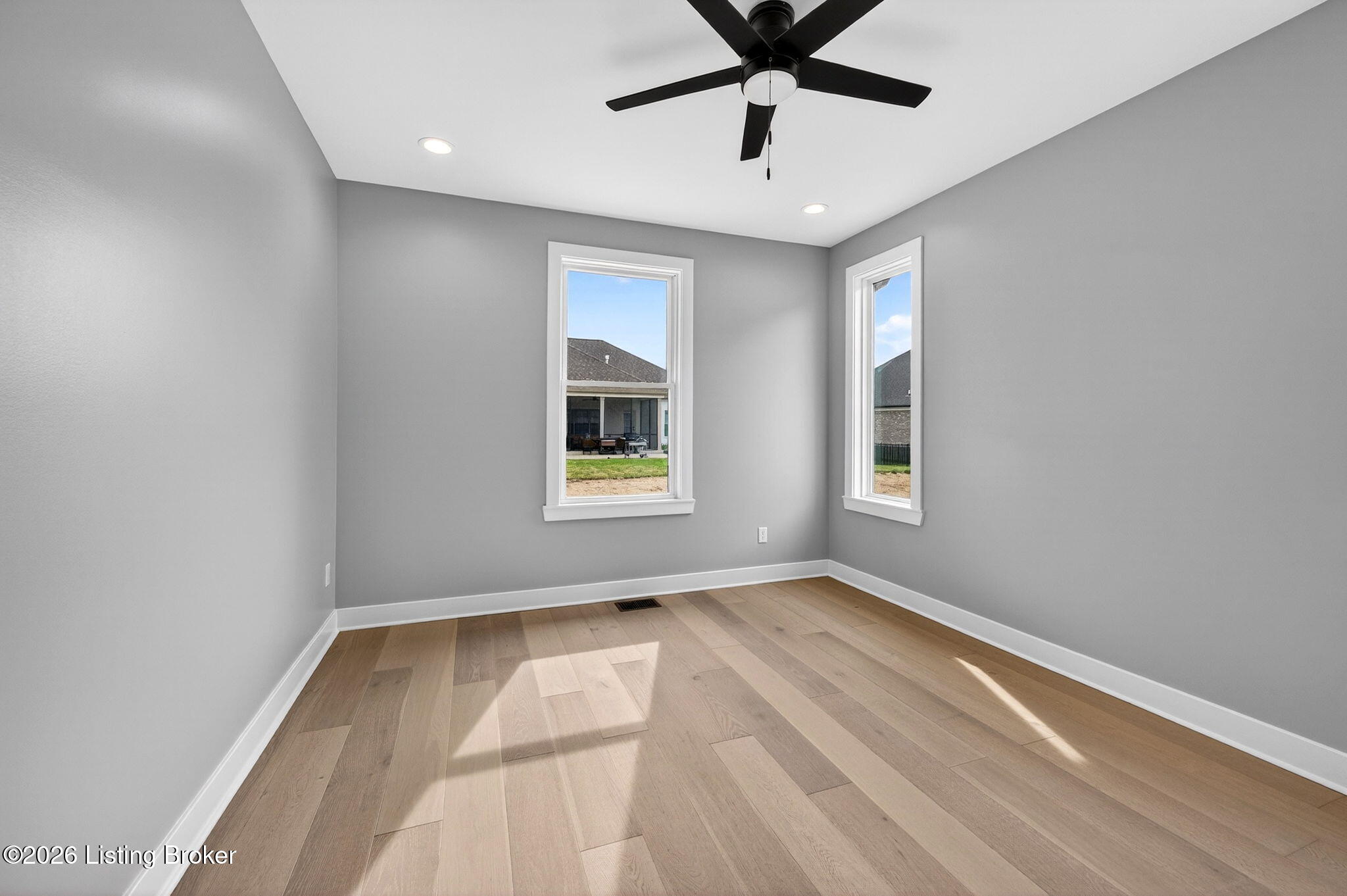 1505 Lincoln Hill Way