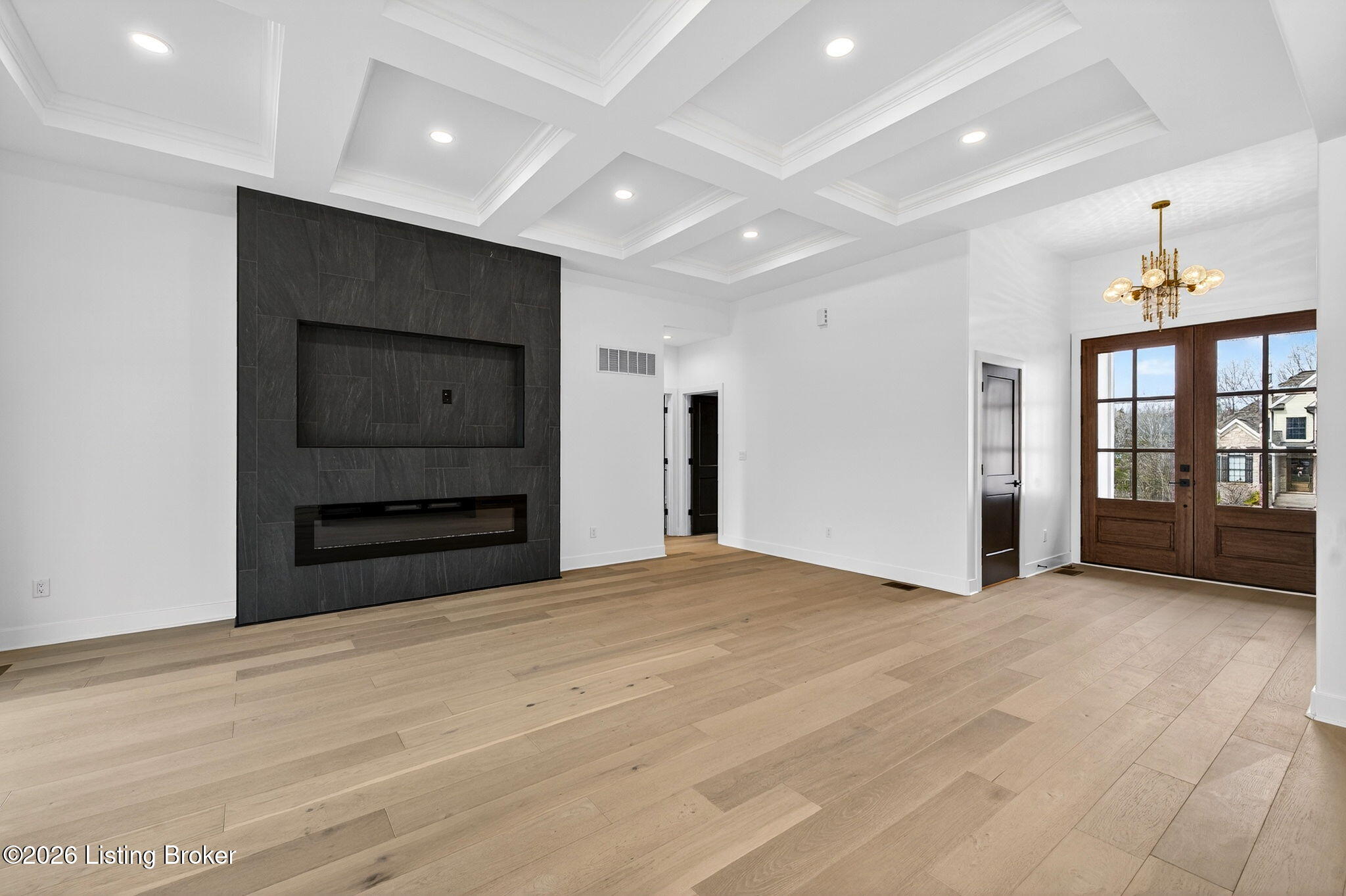 1505 Lincoln Hill Way