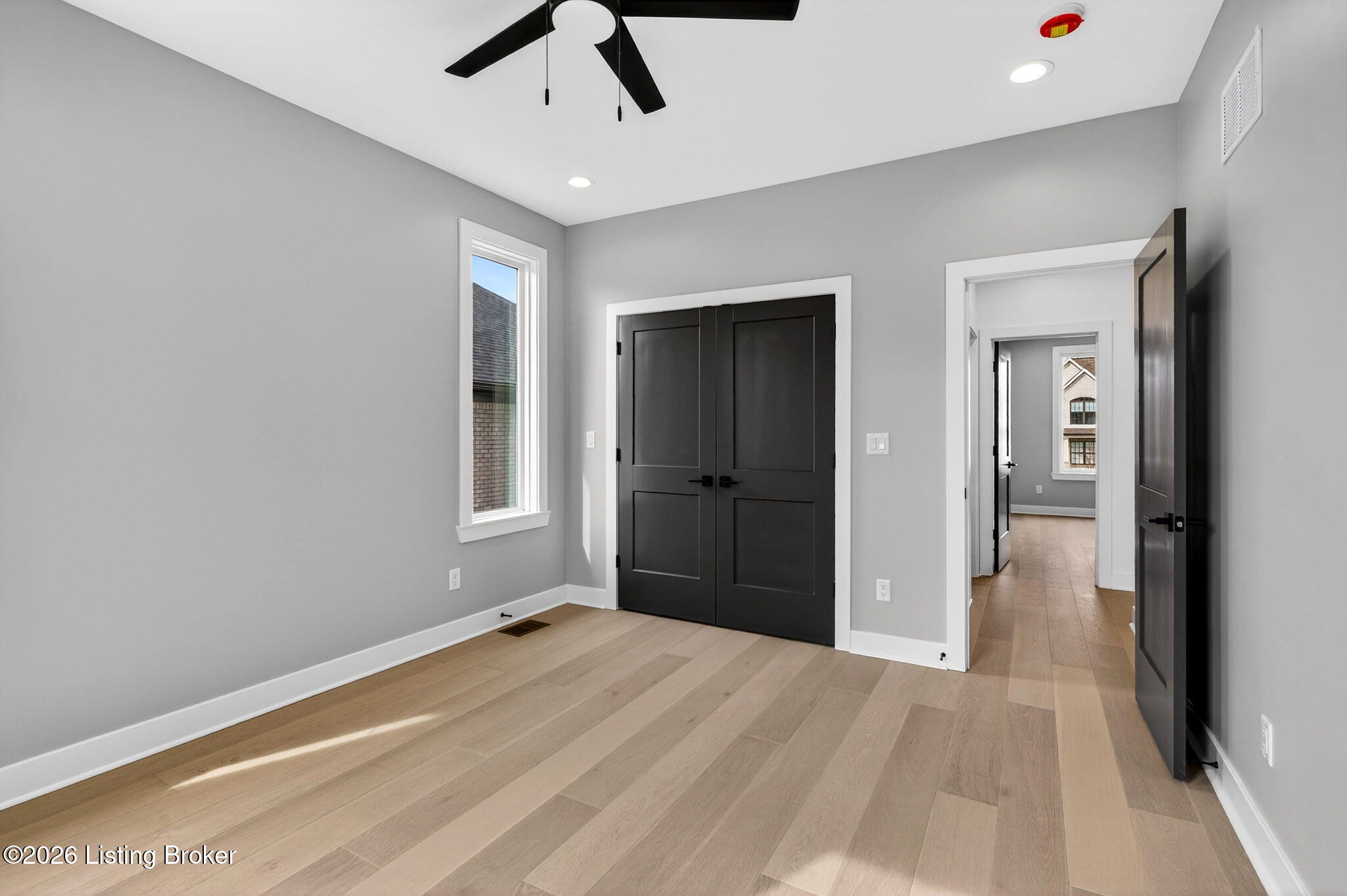 1505 Lincoln Hill Way