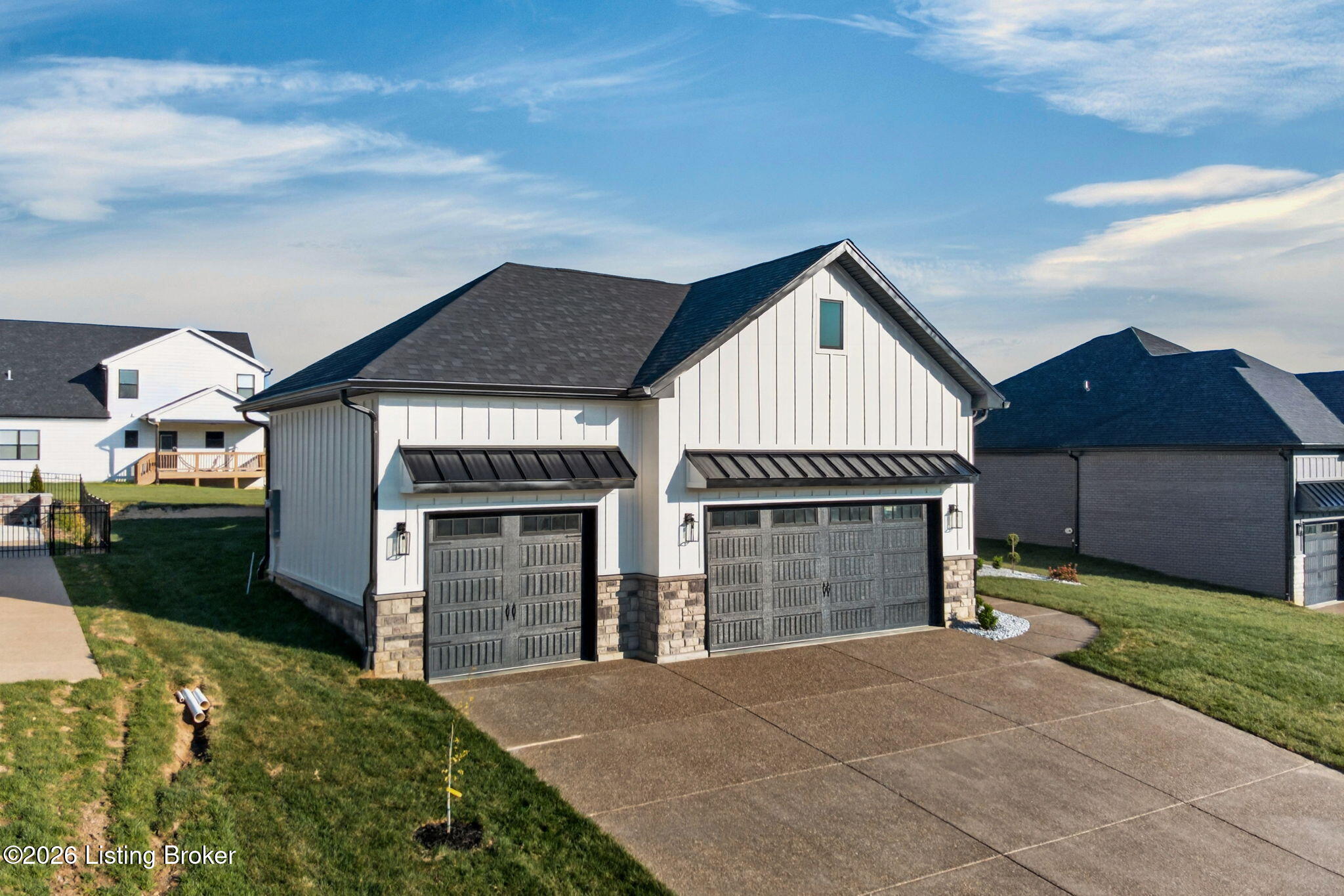 1505 Lincoln Hill Way