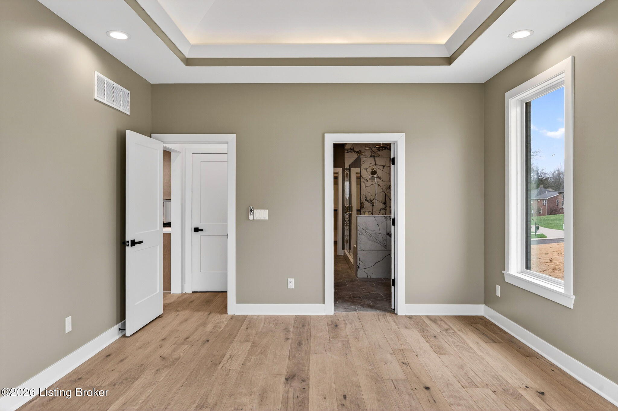 1507 Lincoln Hill Way