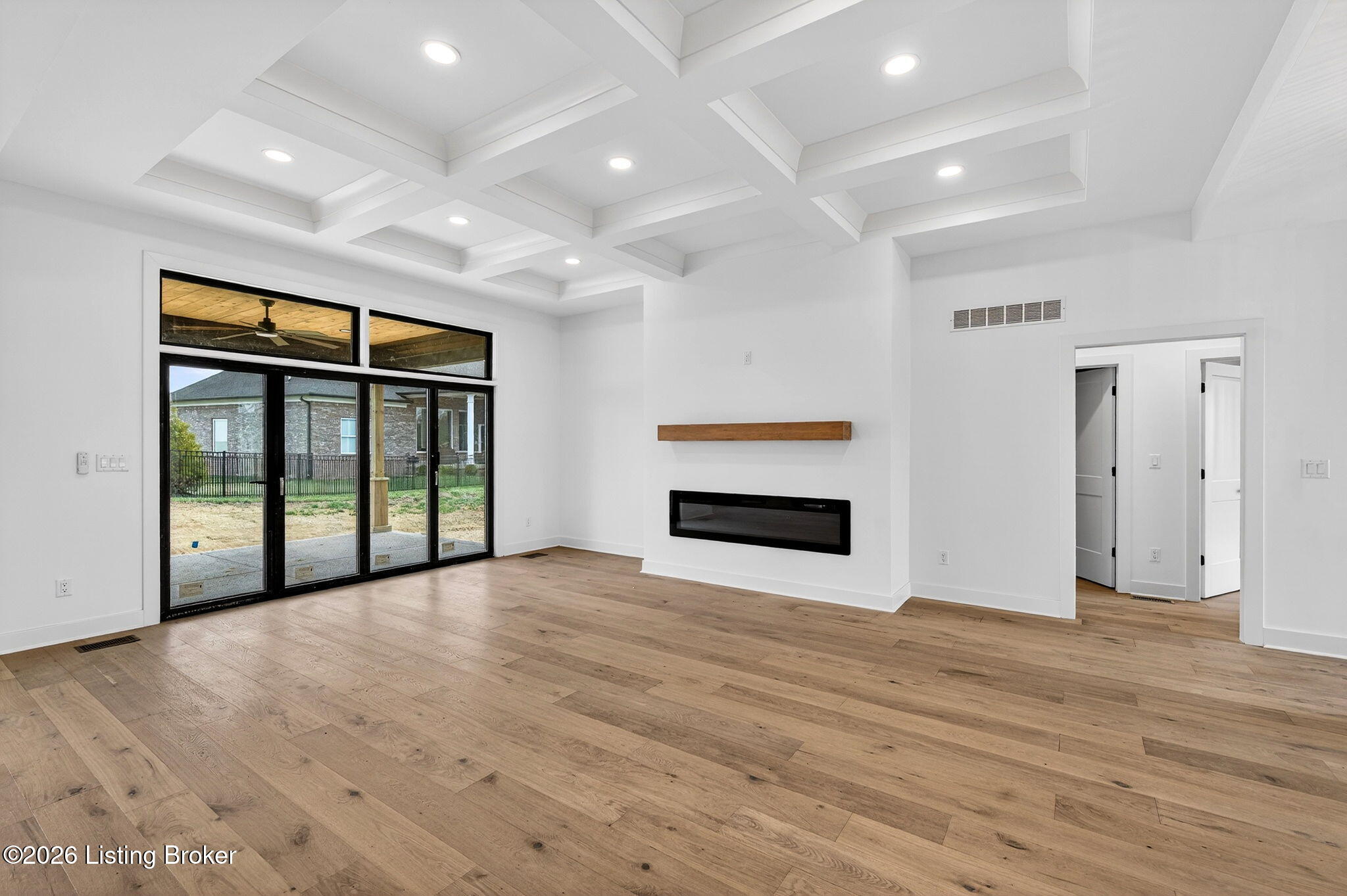 1507 Lincoln Hill Way