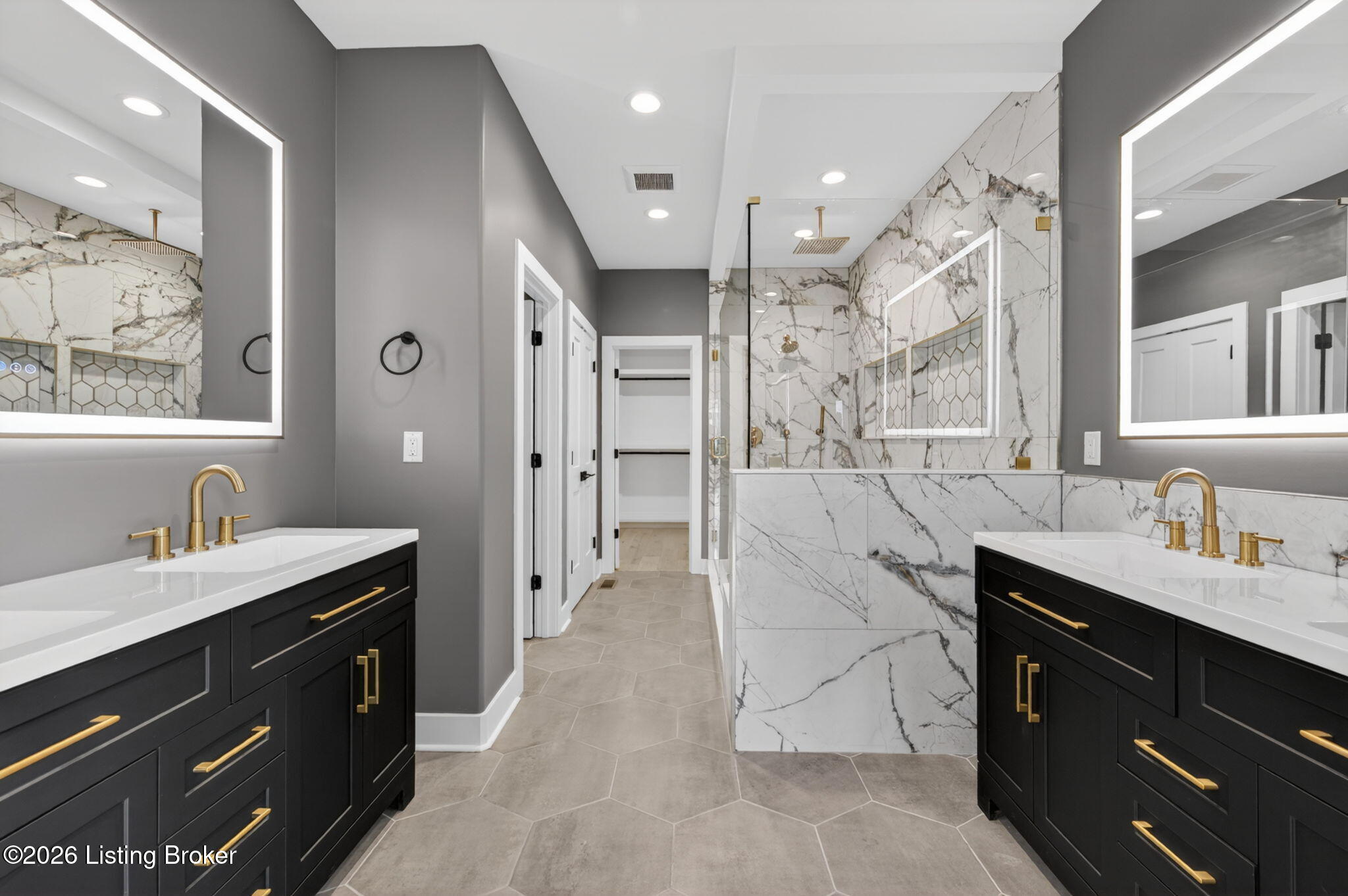 1507 Lincoln Hill Way