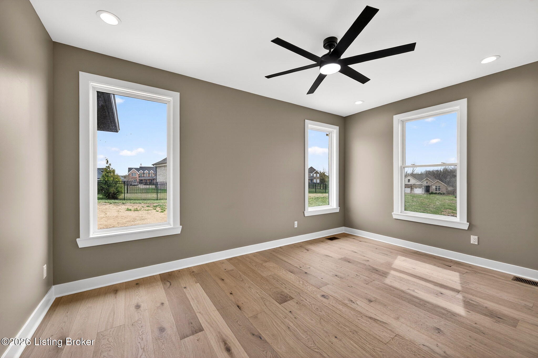 1507 Lincoln Hill Way