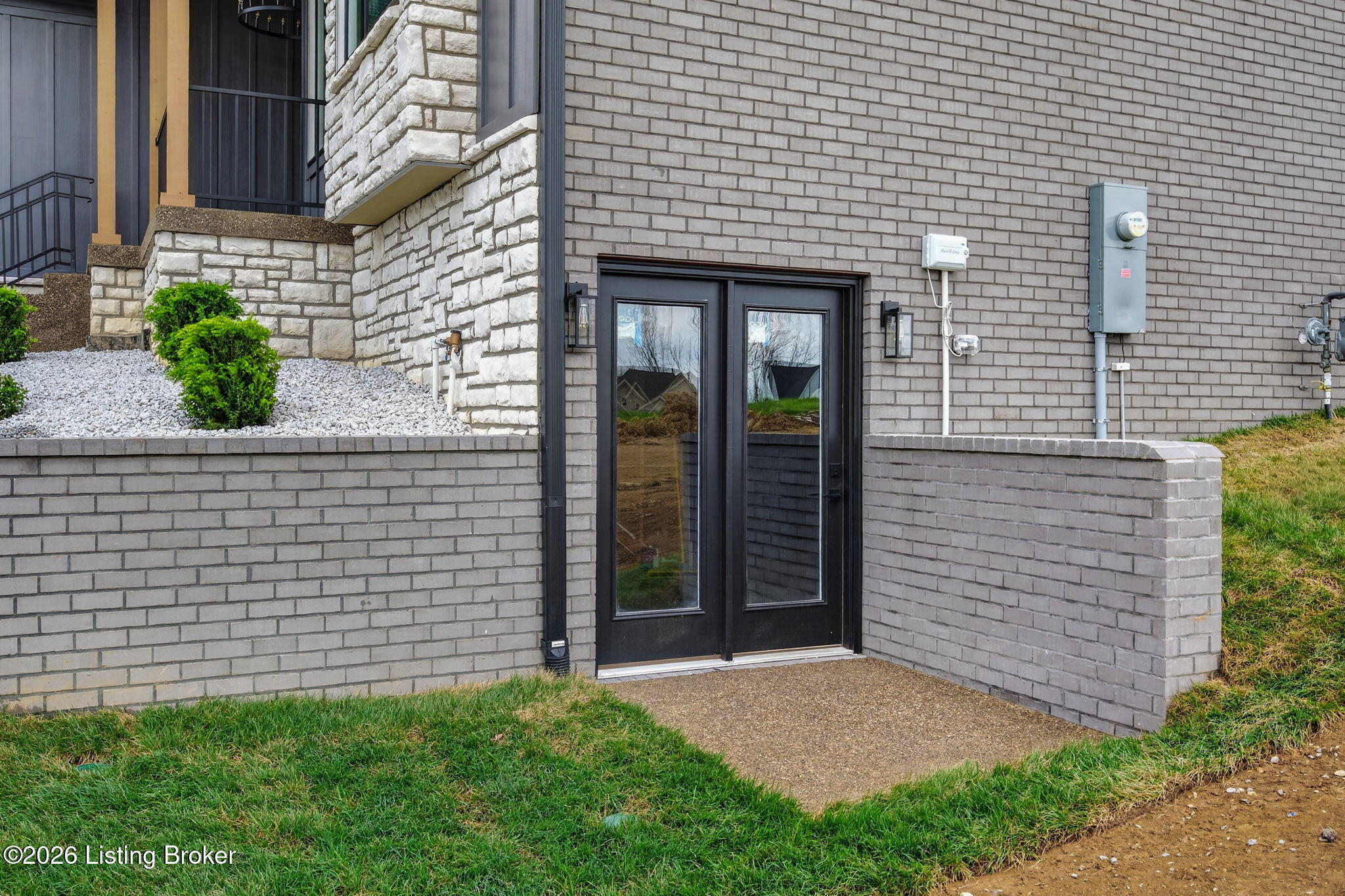1507 Lincoln Hill Way