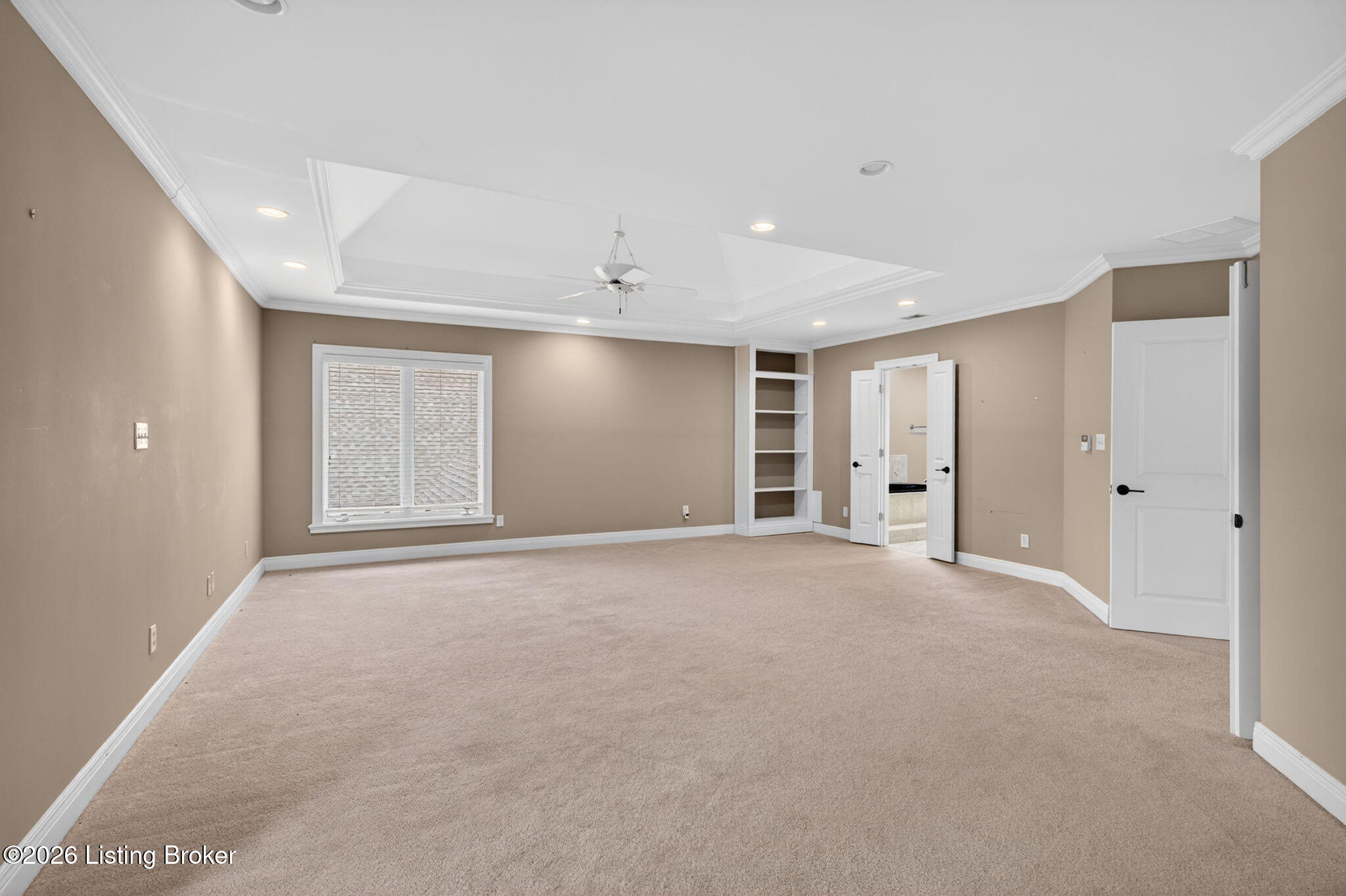 12307 Ridgeview Dr