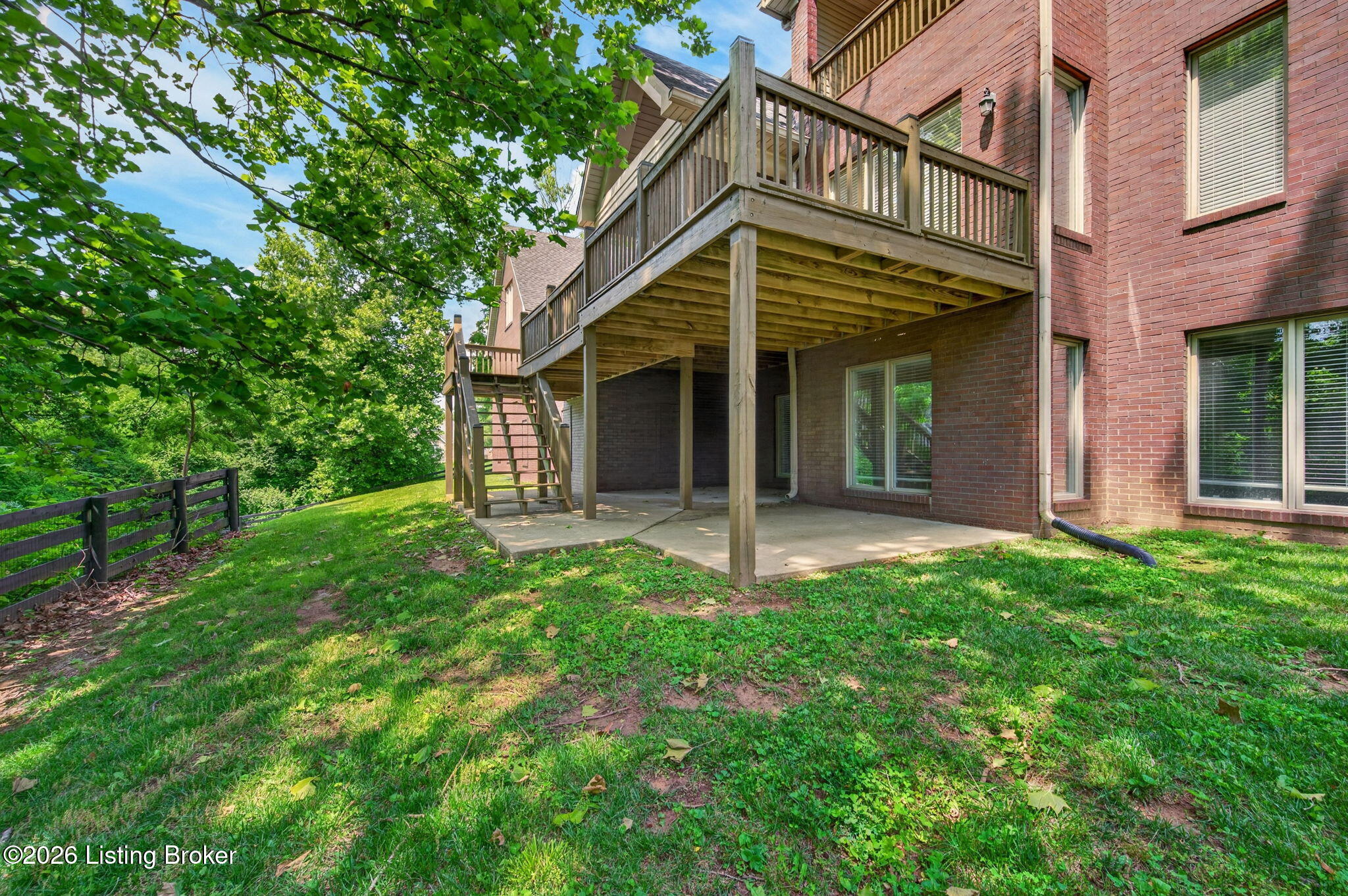 12307 Ridgeview Dr
