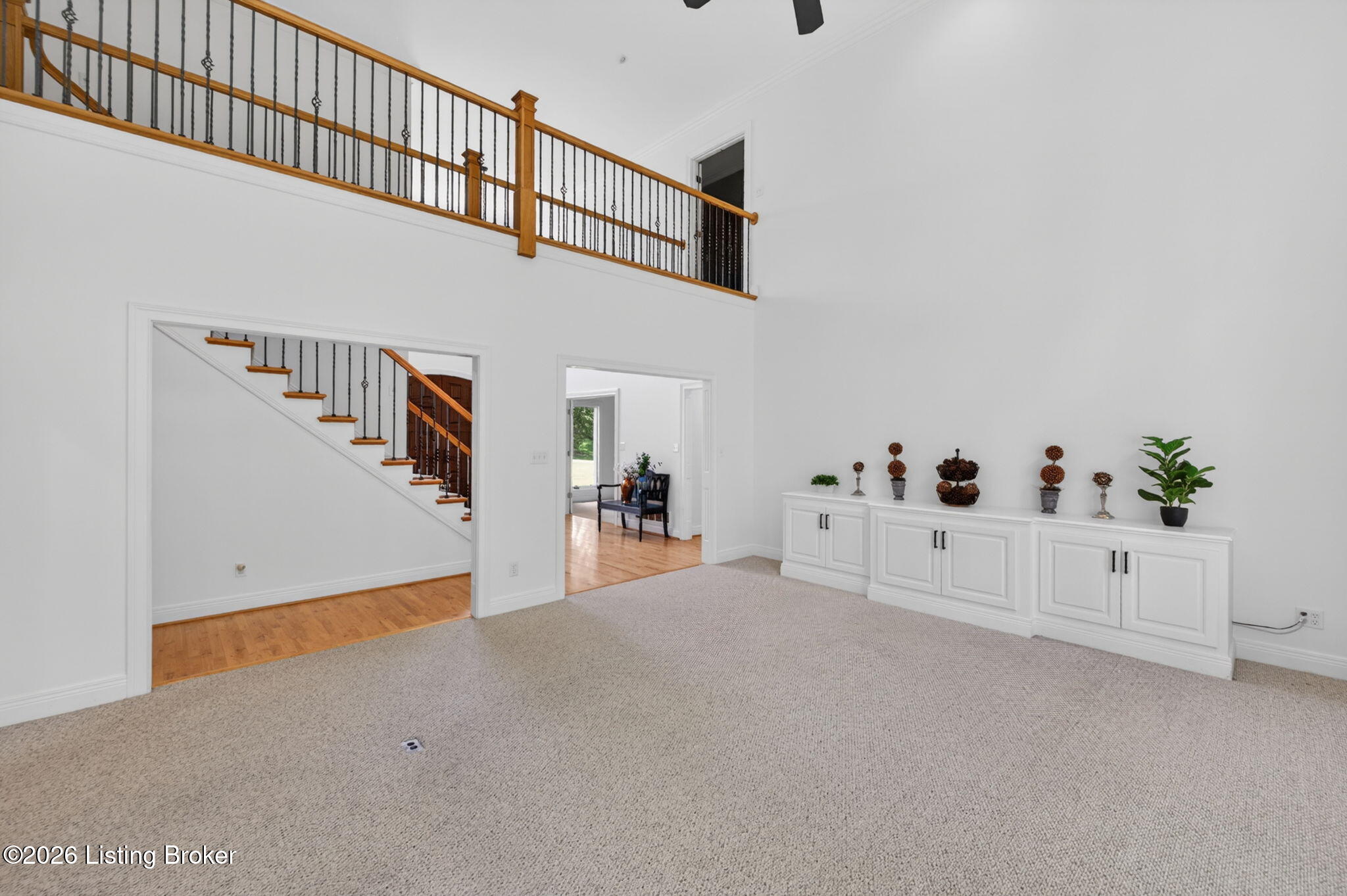 12307 Ridgeview Dr