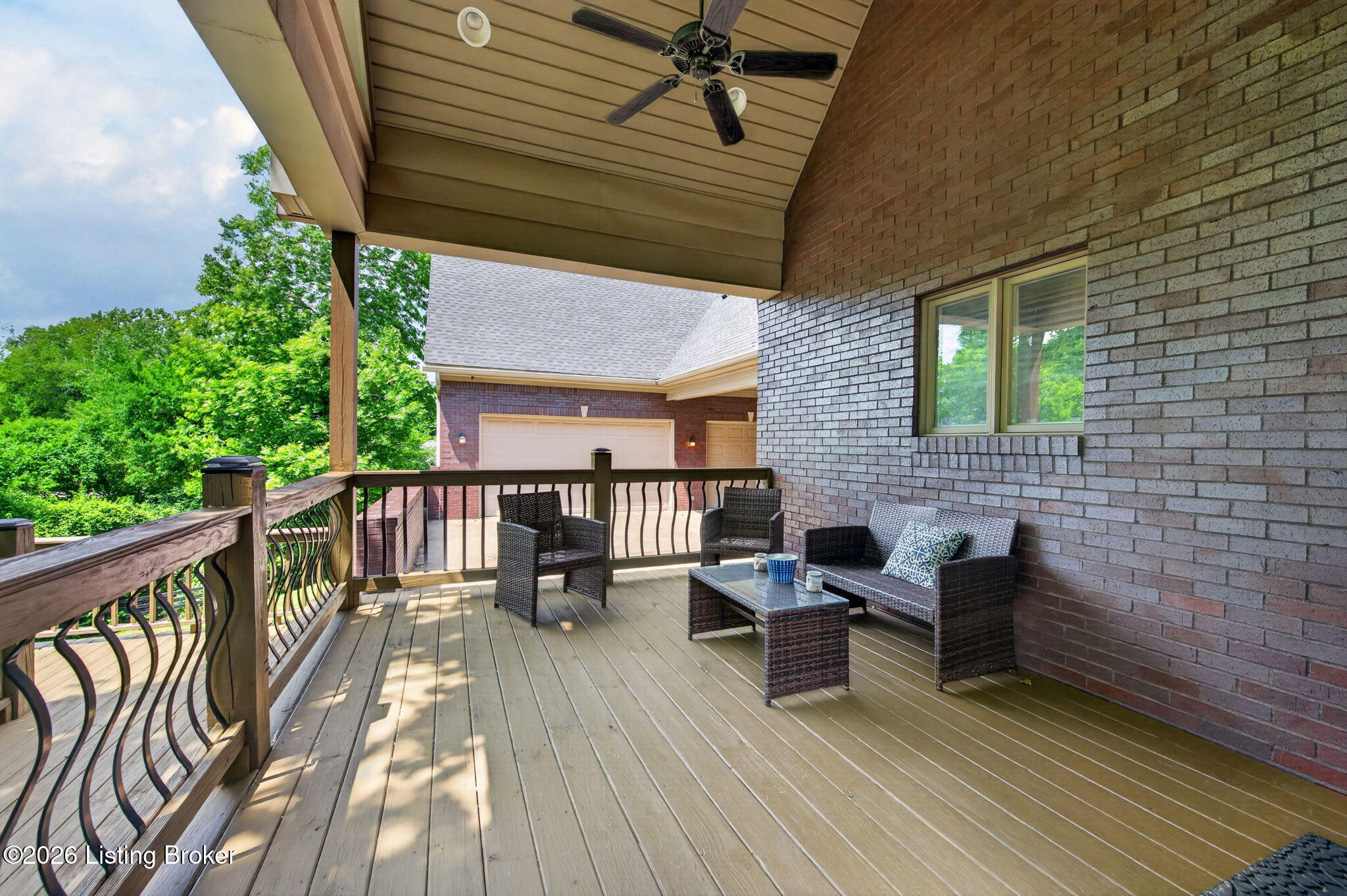 12307 Ridgeview Dr