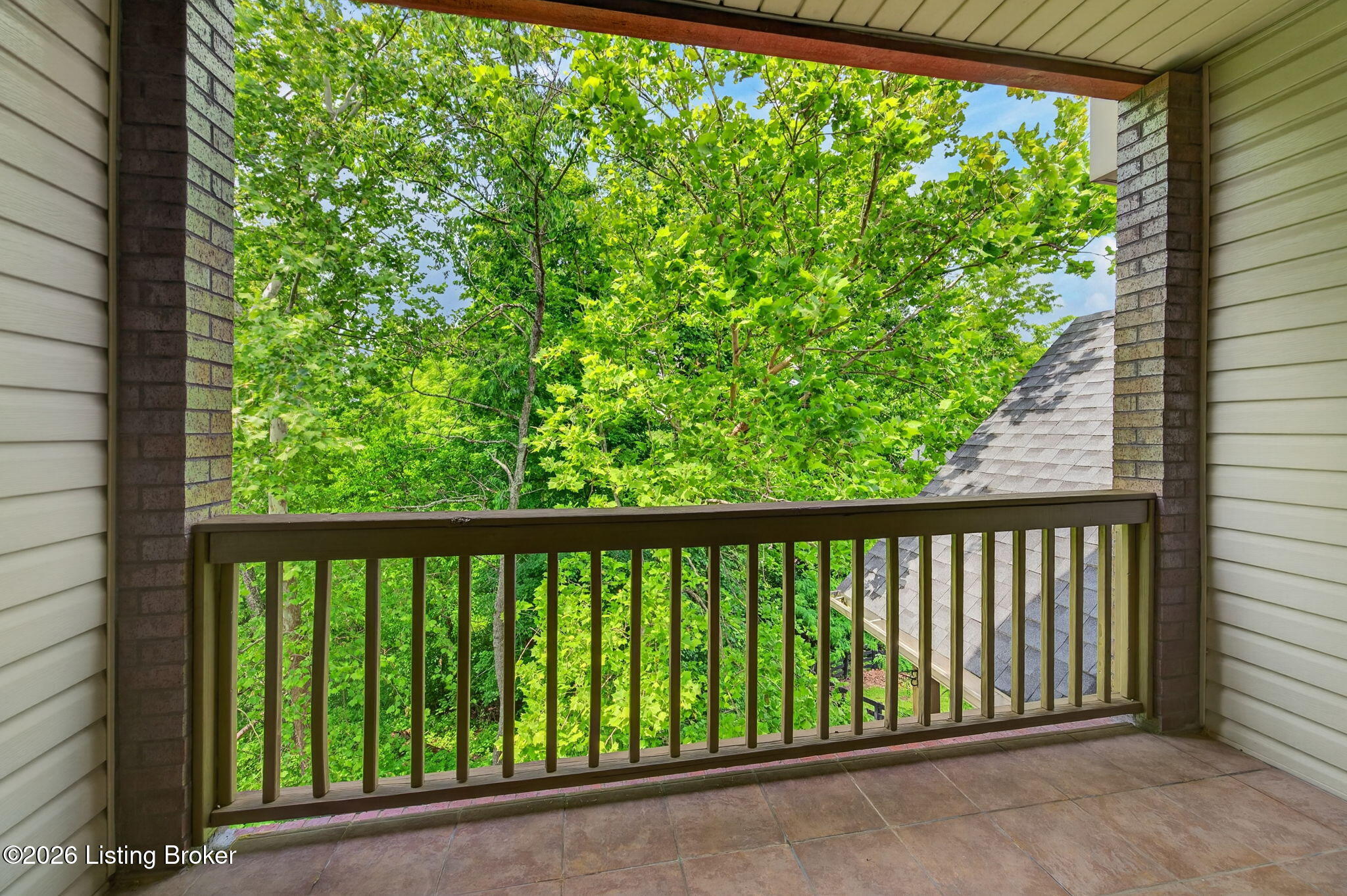 12307 Ridgeview Dr