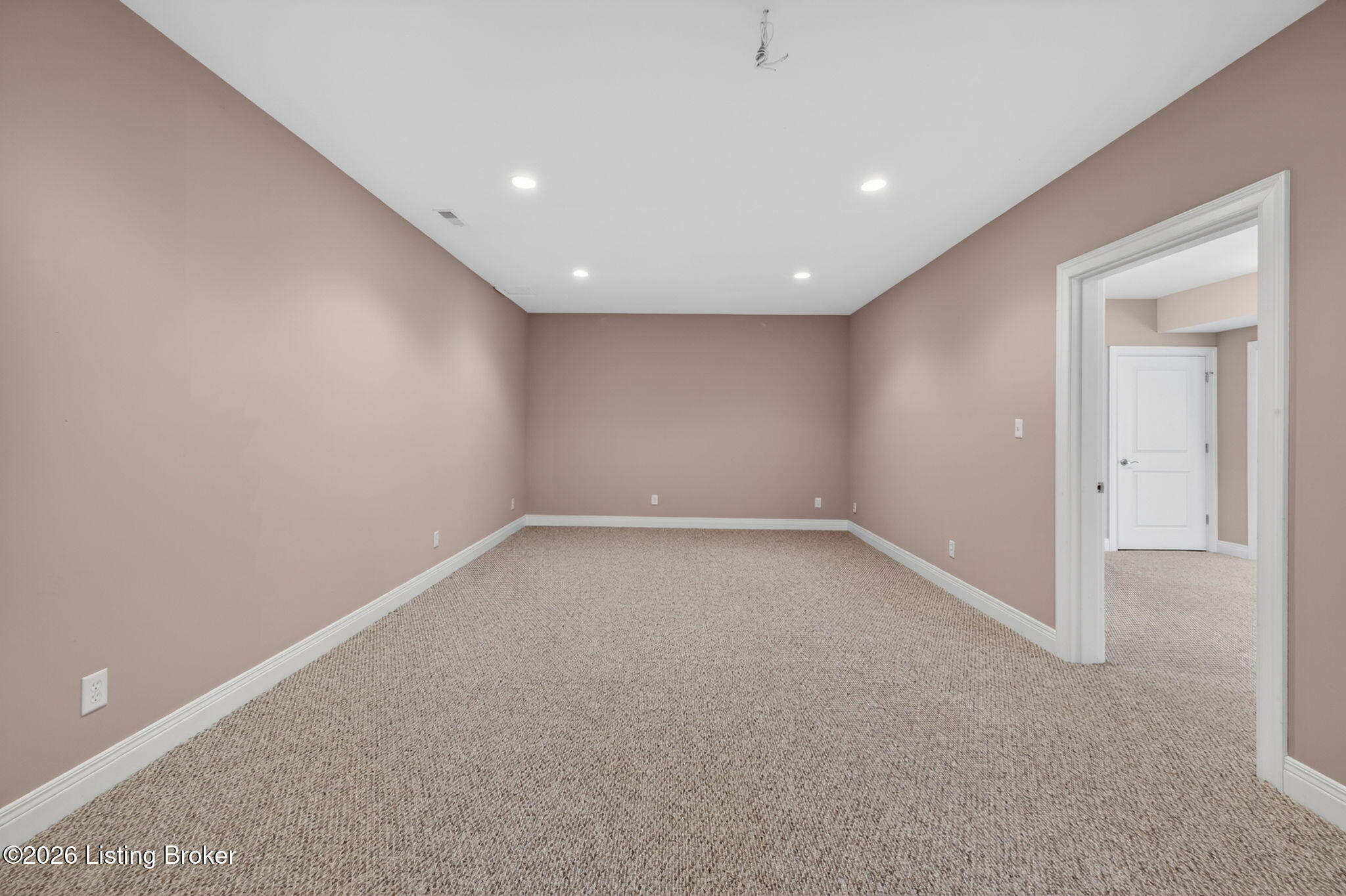 12307 Ridgeview Dr