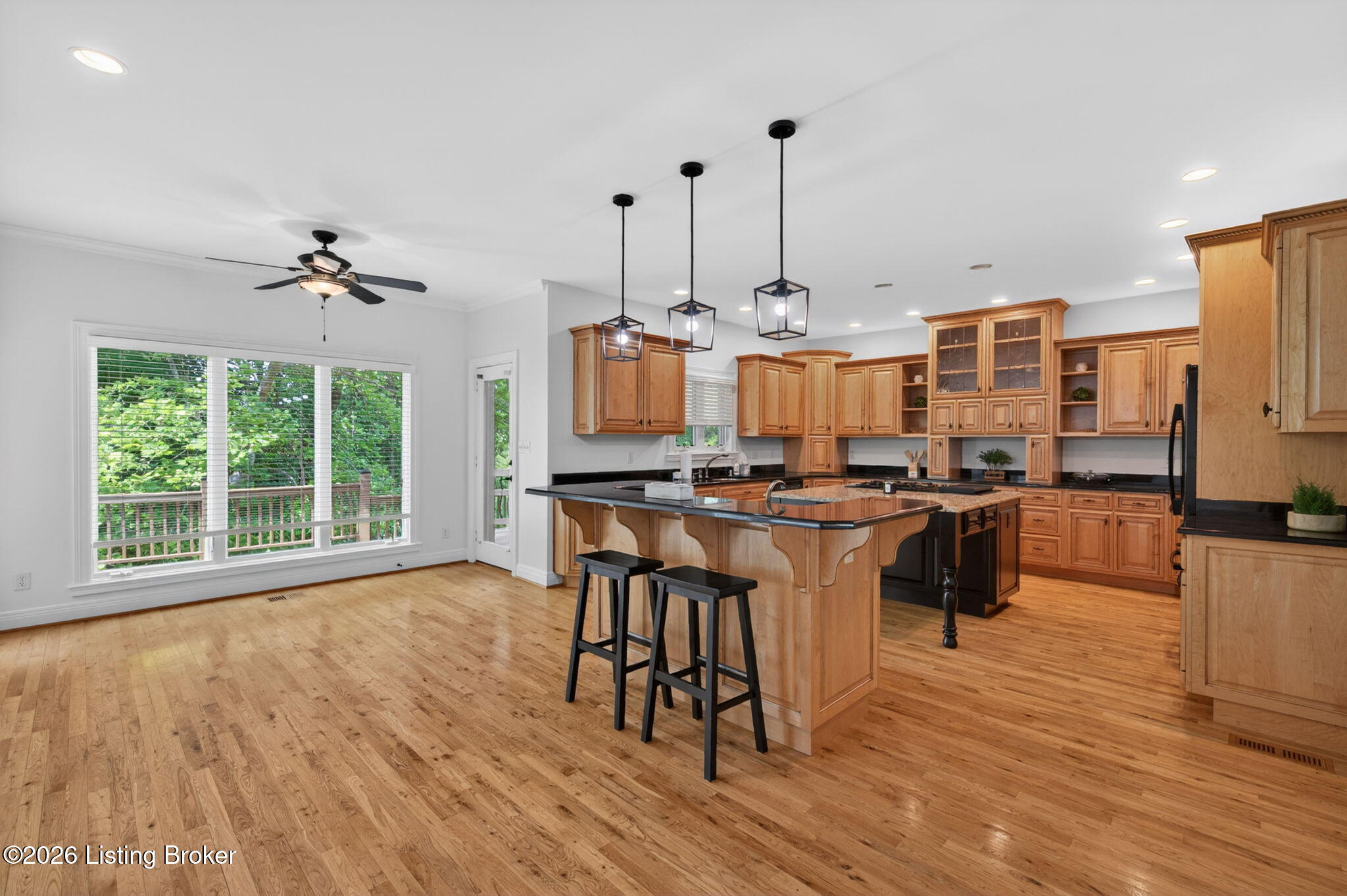 12307 Ridgeview Dr