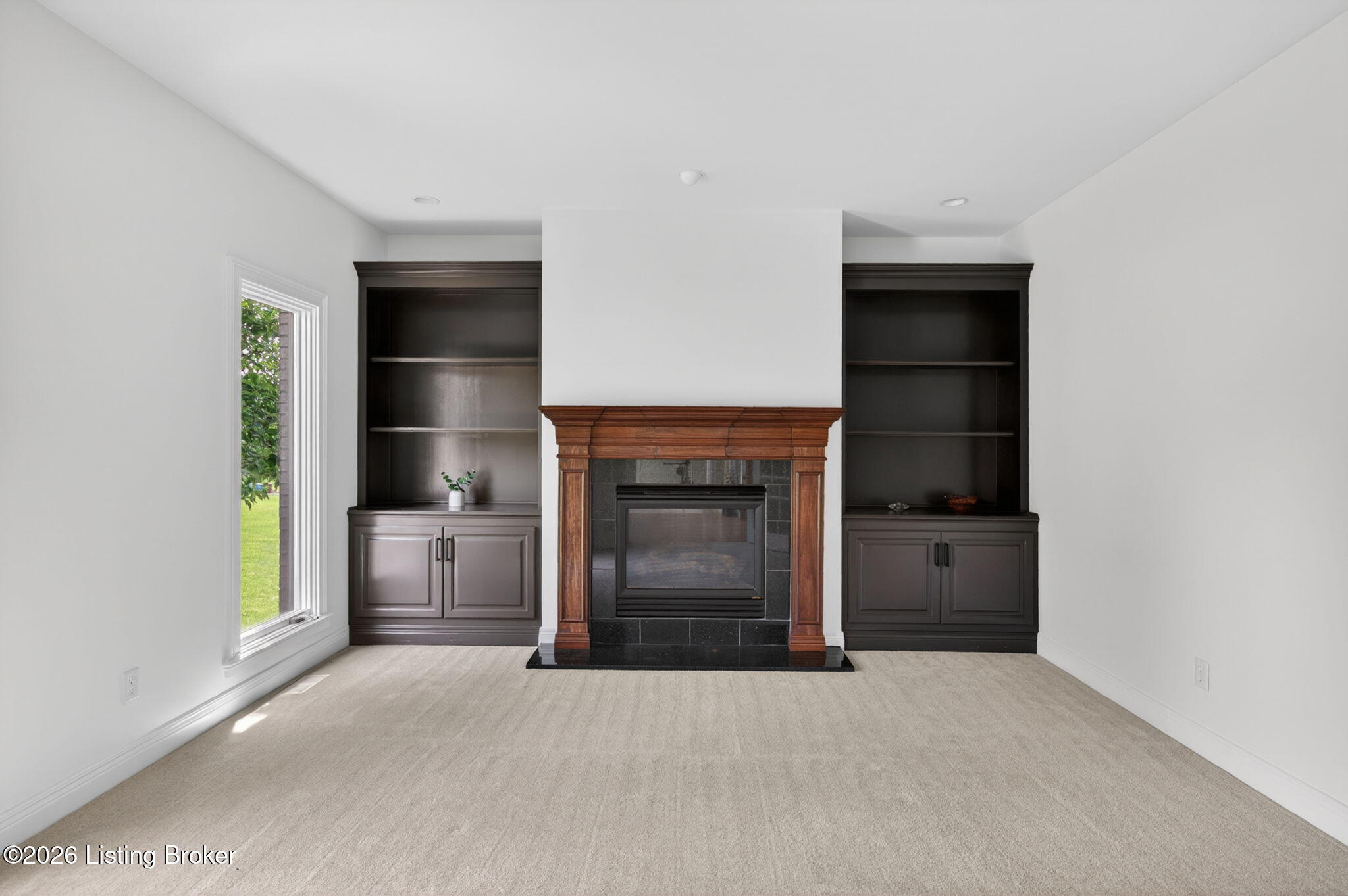 12307 Ridgeview Dr