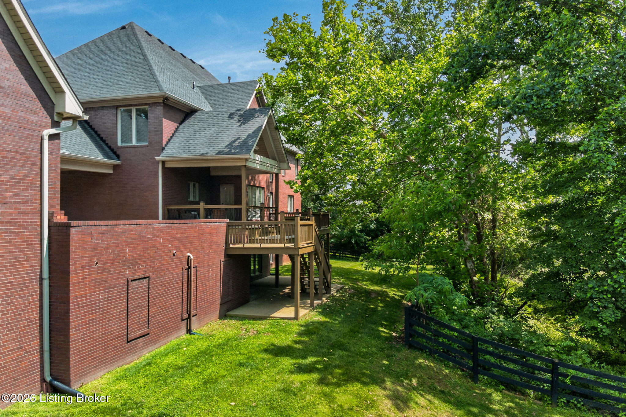 12307 Ridgeview Dr