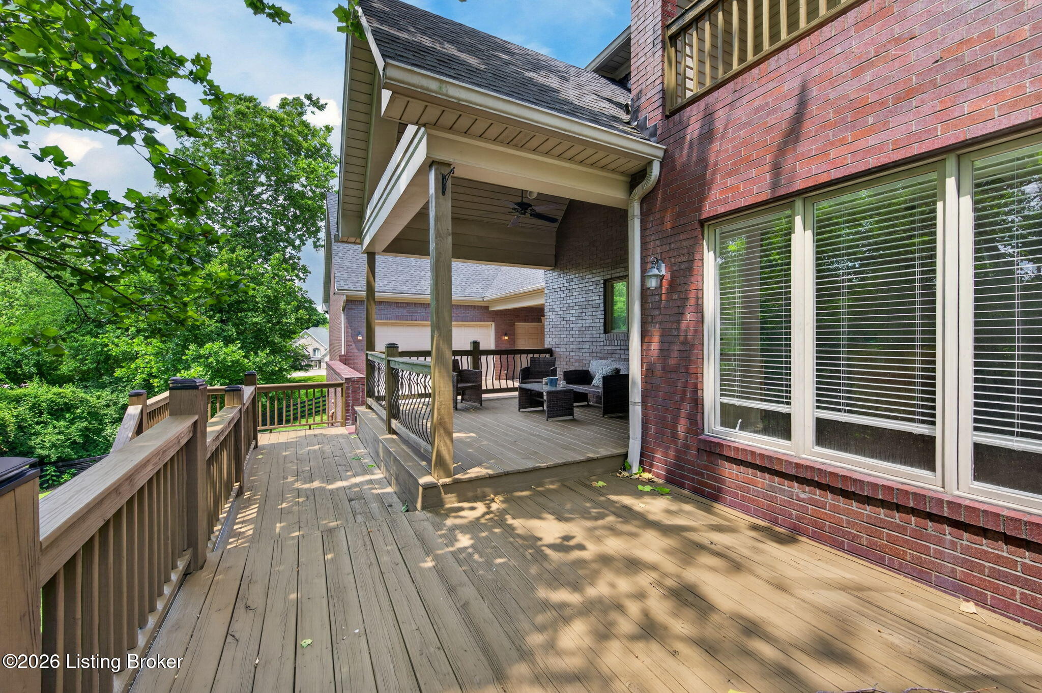 12307 Ridgeview Dr