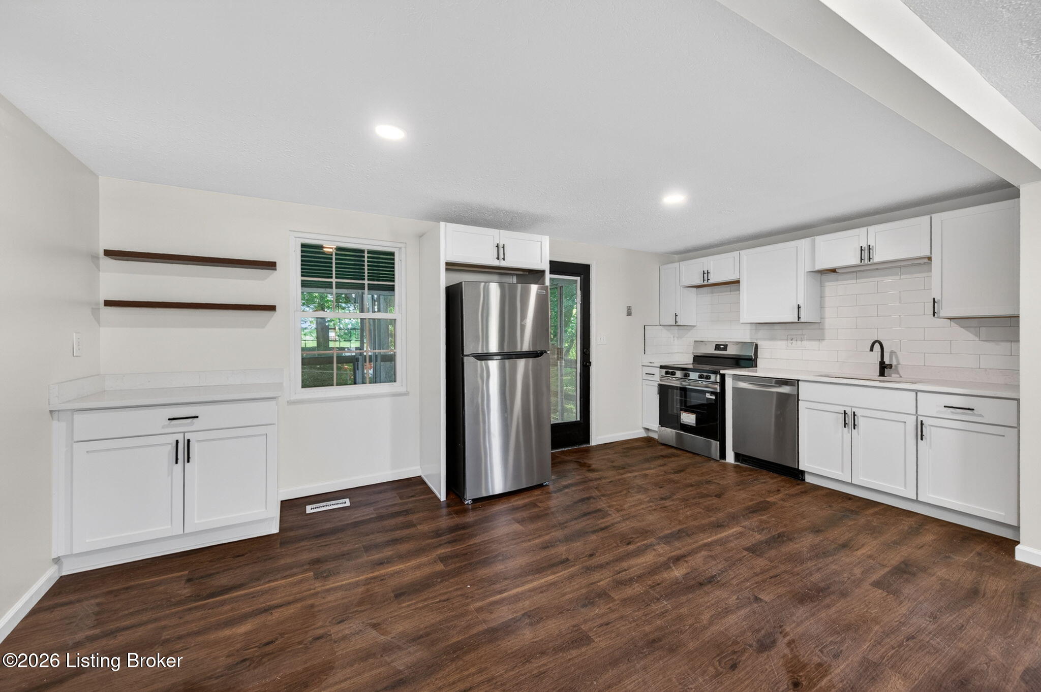 7005 Apple Orchard Ln