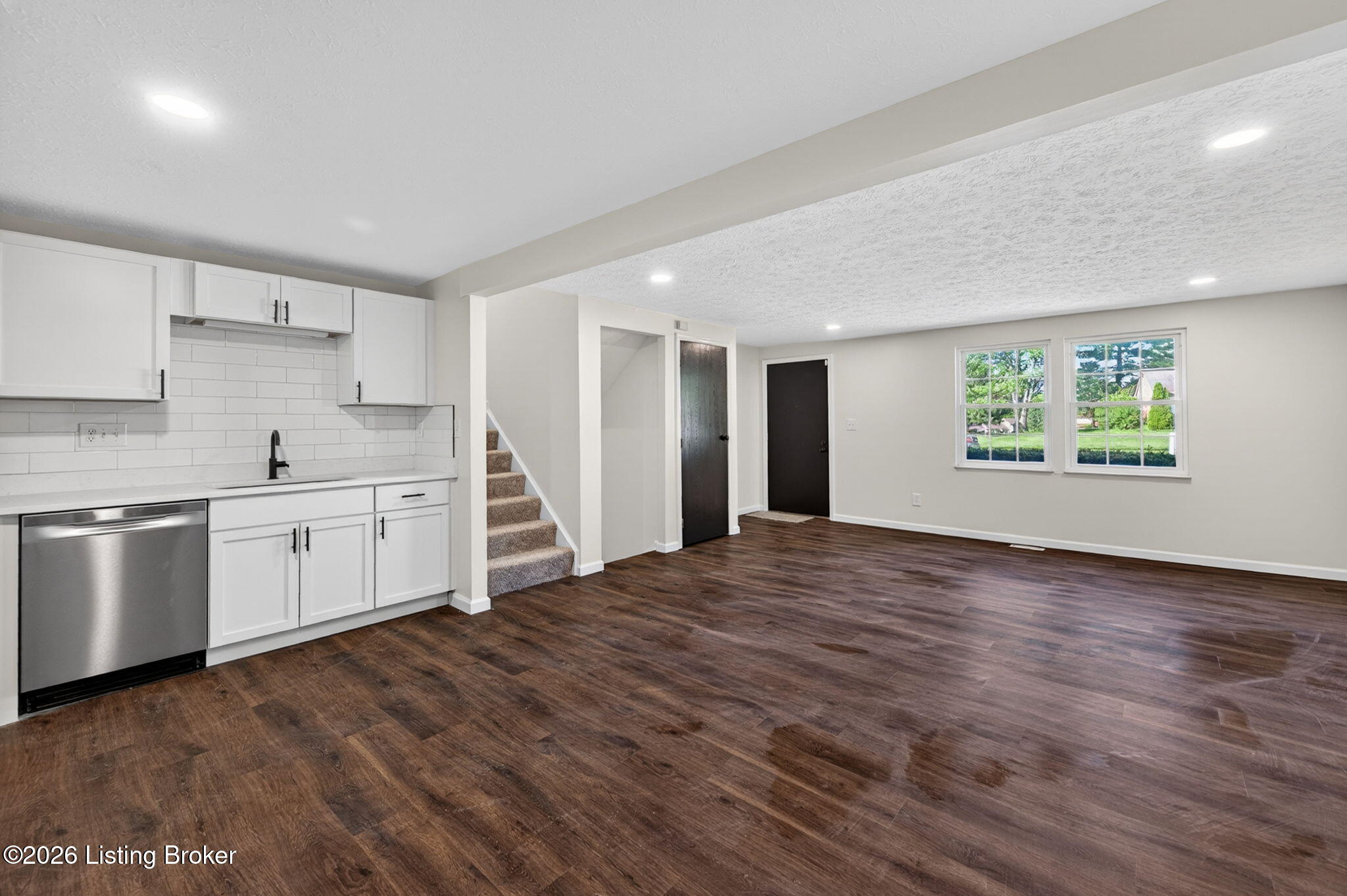 7005 Apple Orchard Ln