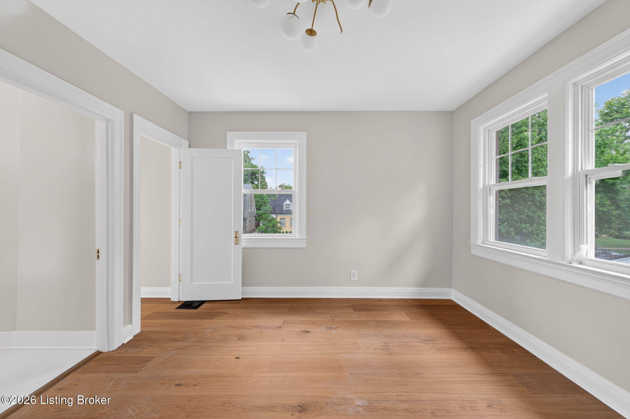 2530 Broadmeade Rd