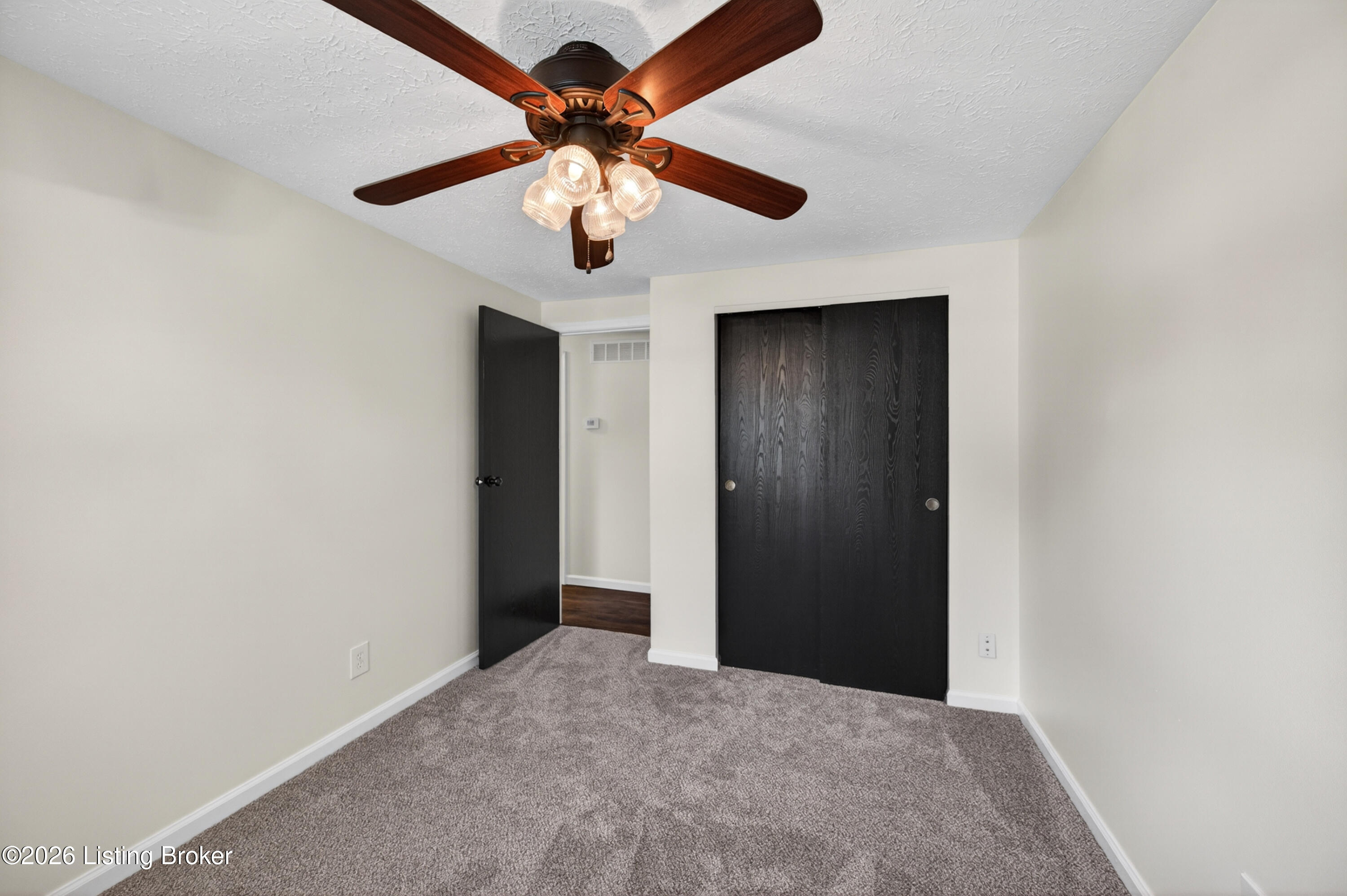 7005 Apple Orchard Ln
