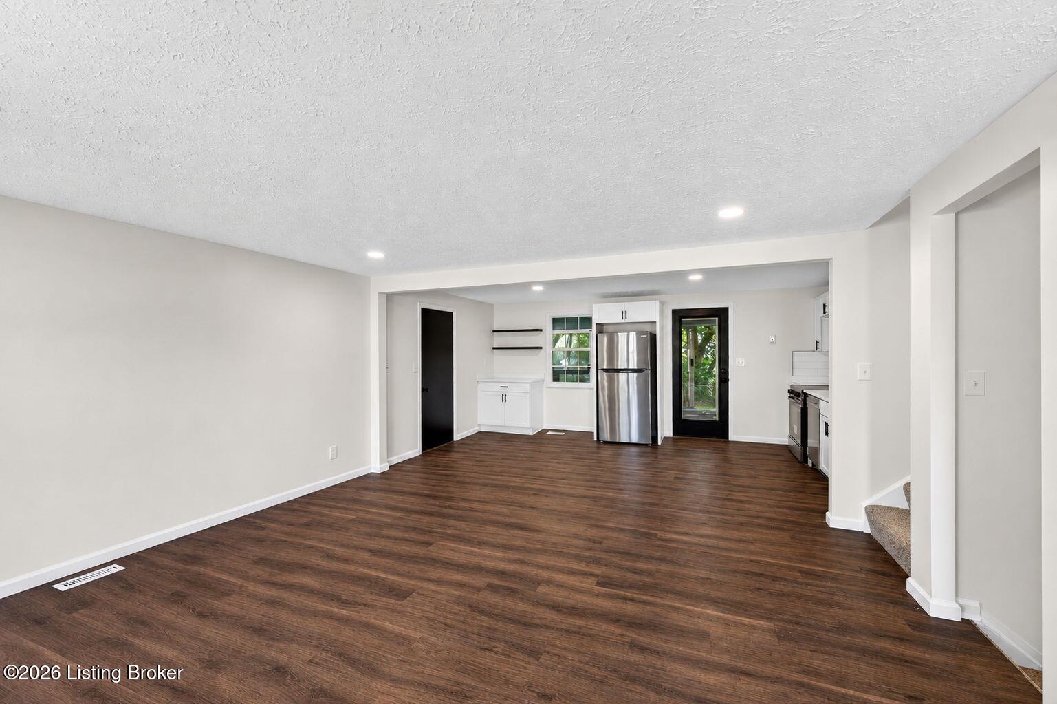 7005 Apple Orchard Ln