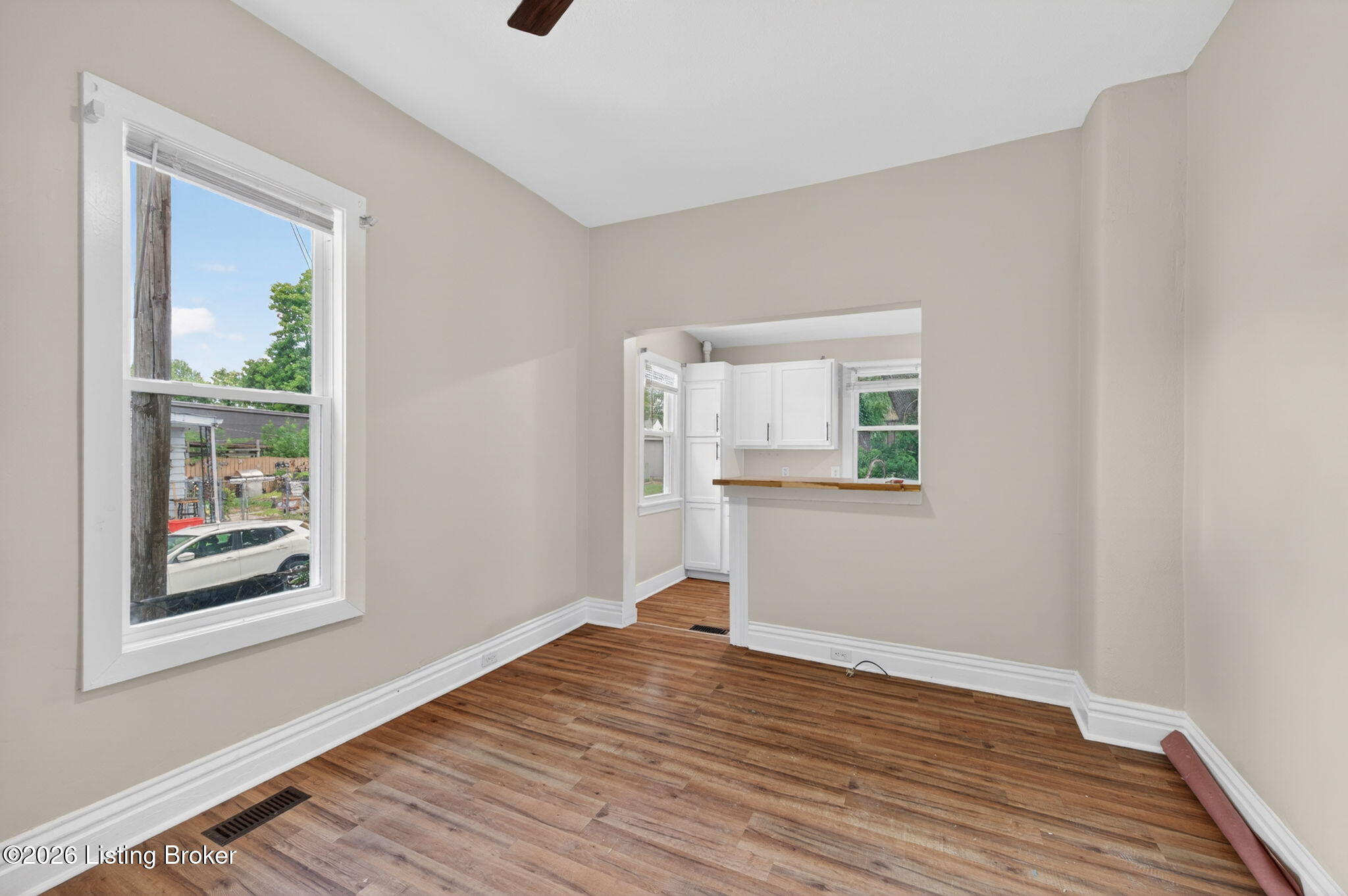 935 Samuel St