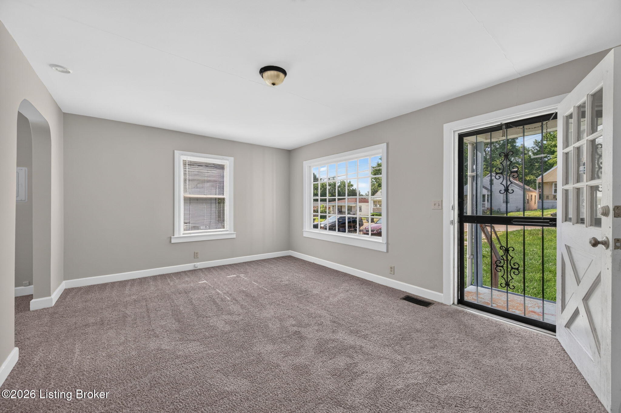 1327 Shingo Ave
