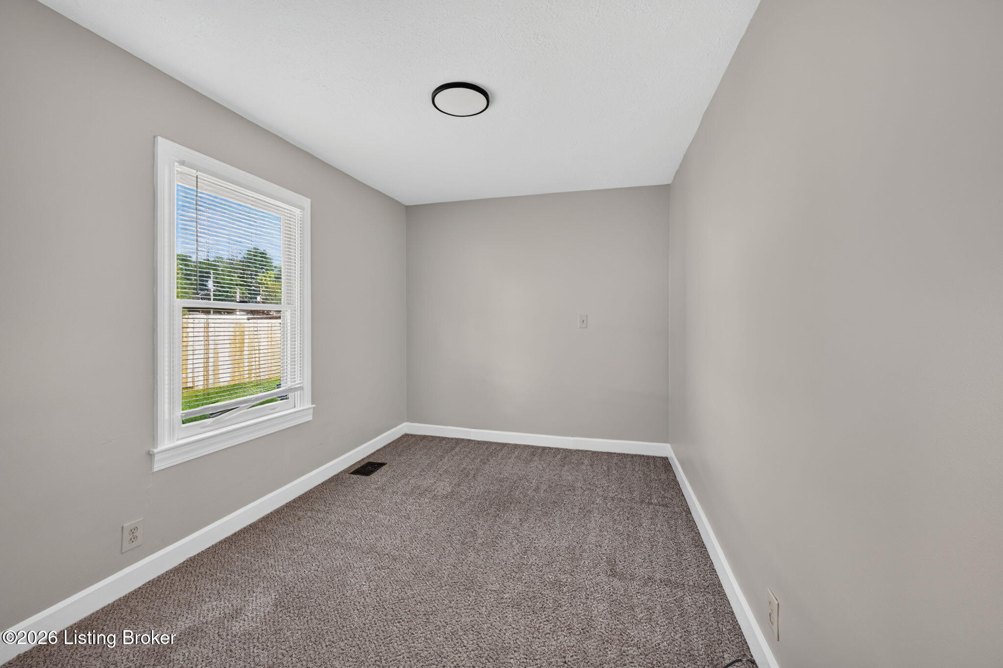 1327 Shingo Ave