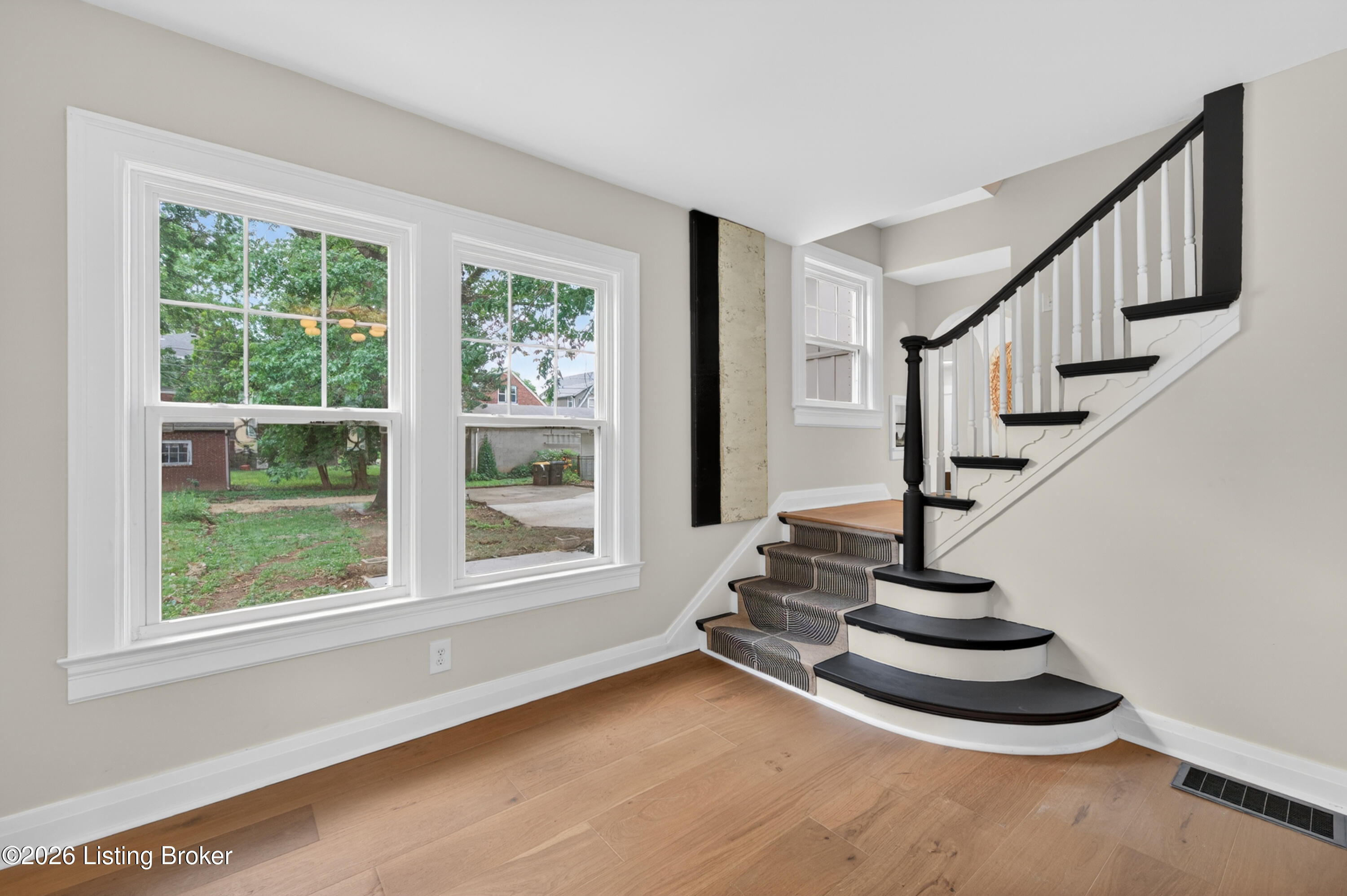 2530 Broadmeade Rd