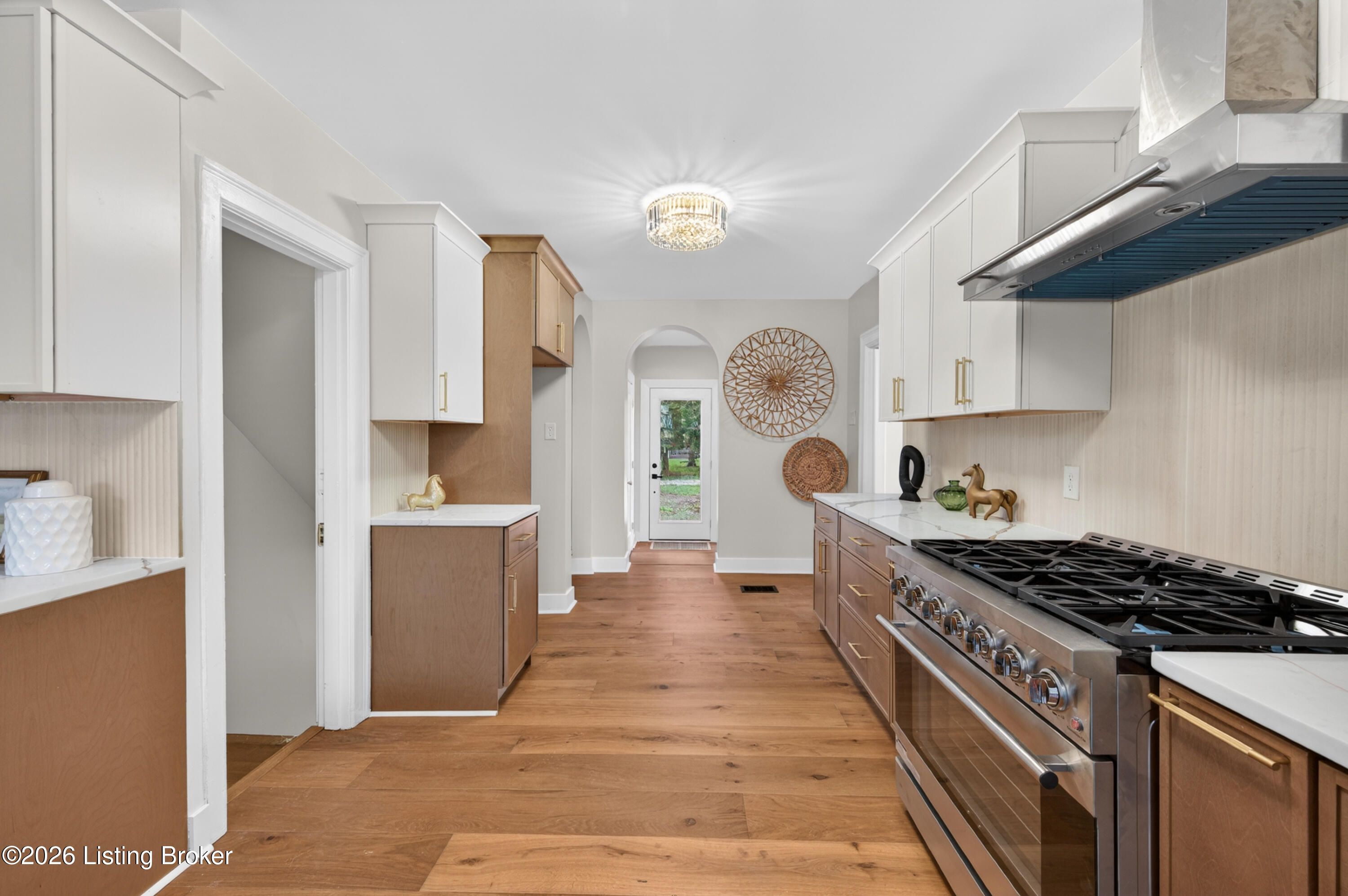 2530 Broadmeade Rd