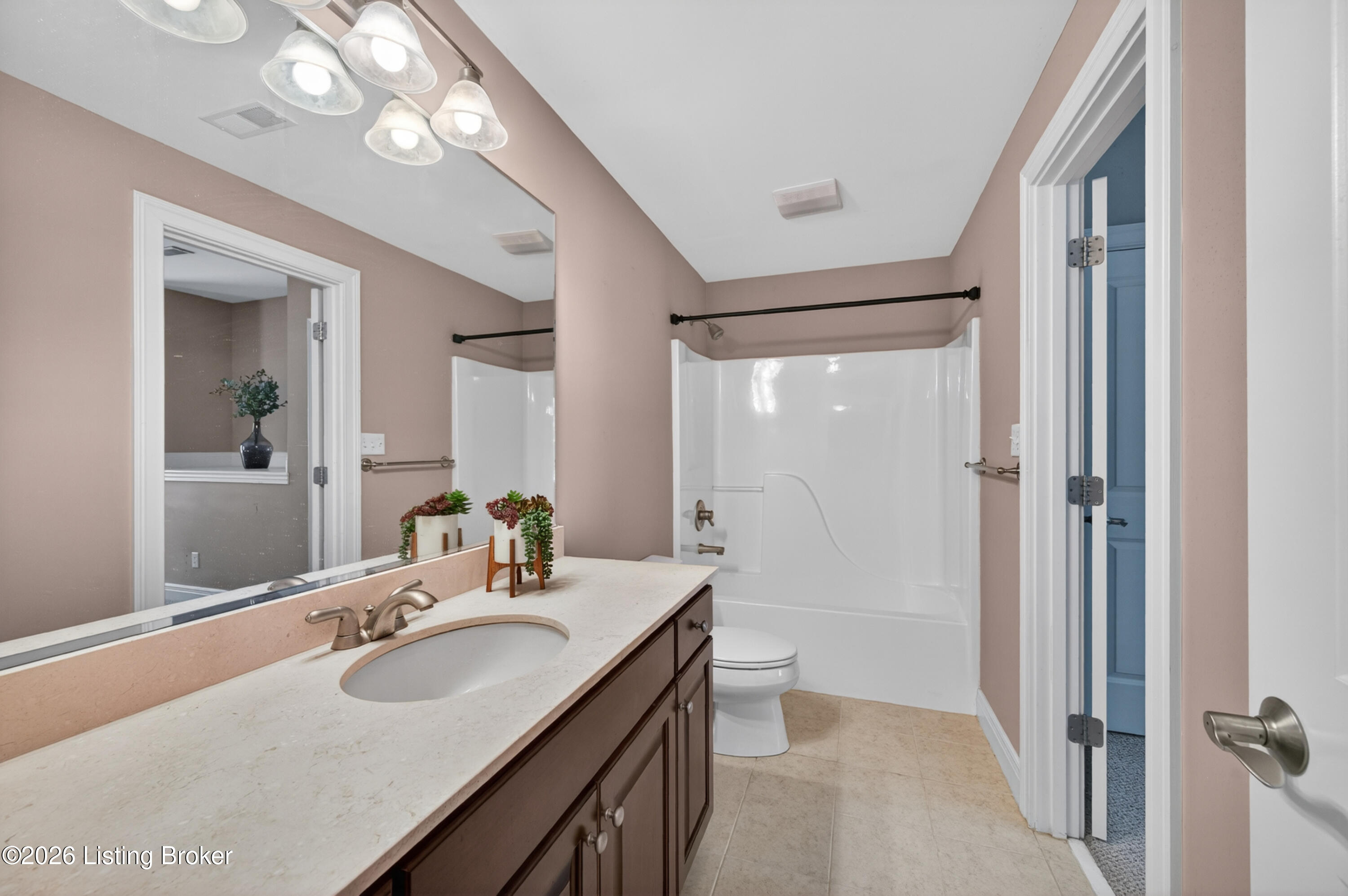 12307 Ridgeview Dr