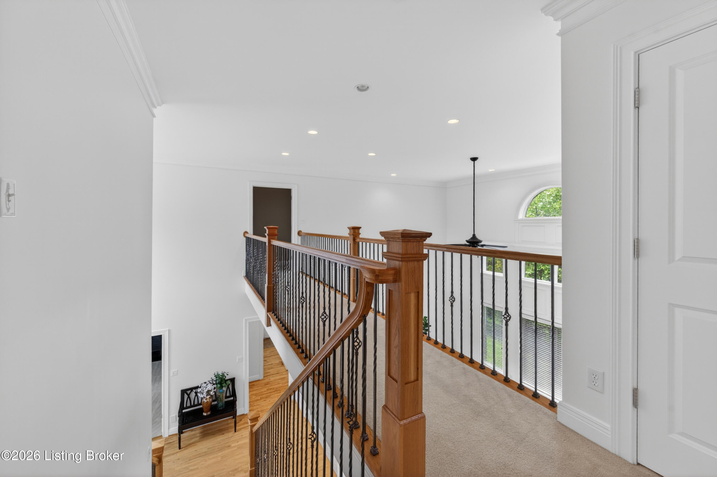 12307 Ridgeview Dr