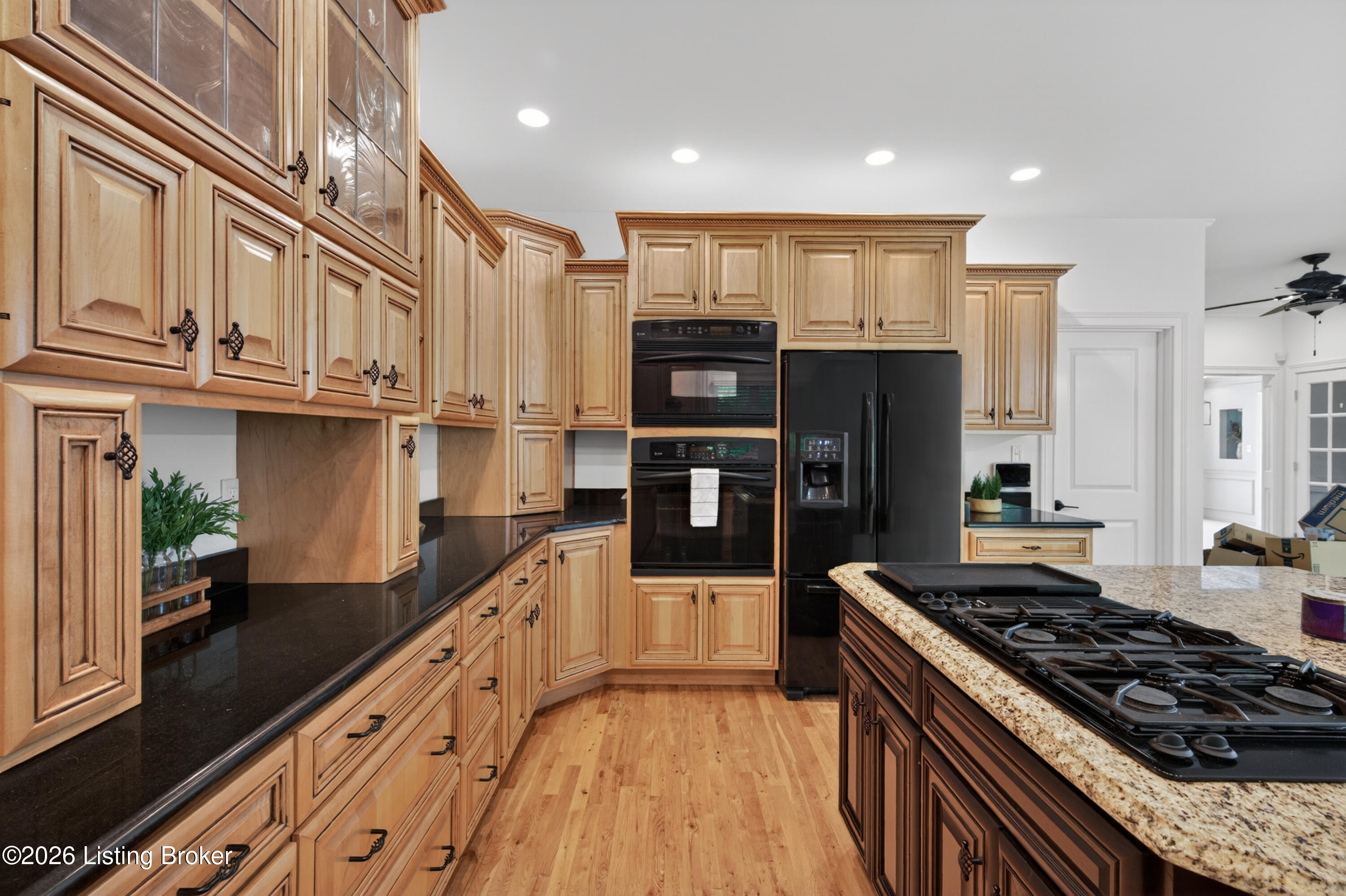 12307 Ridgeview Dr