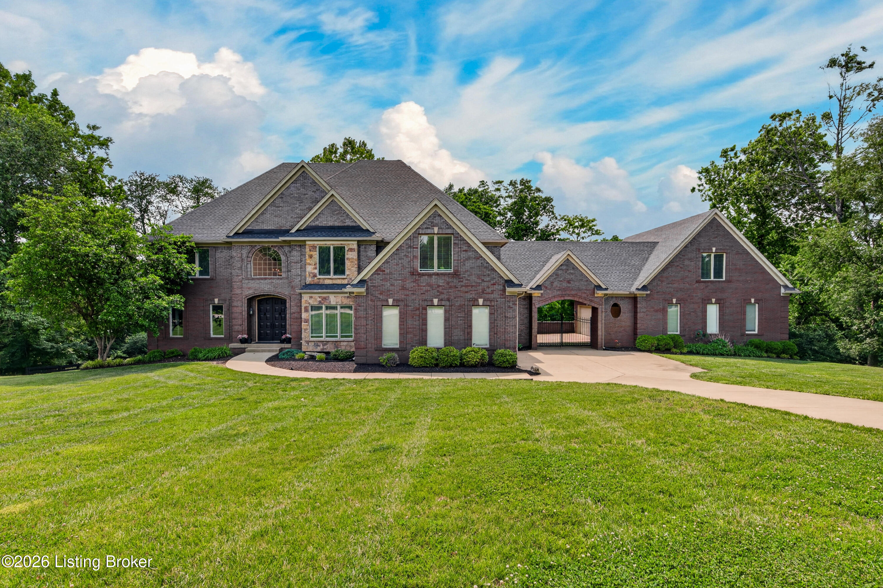 12307 Ridgeview Dr
