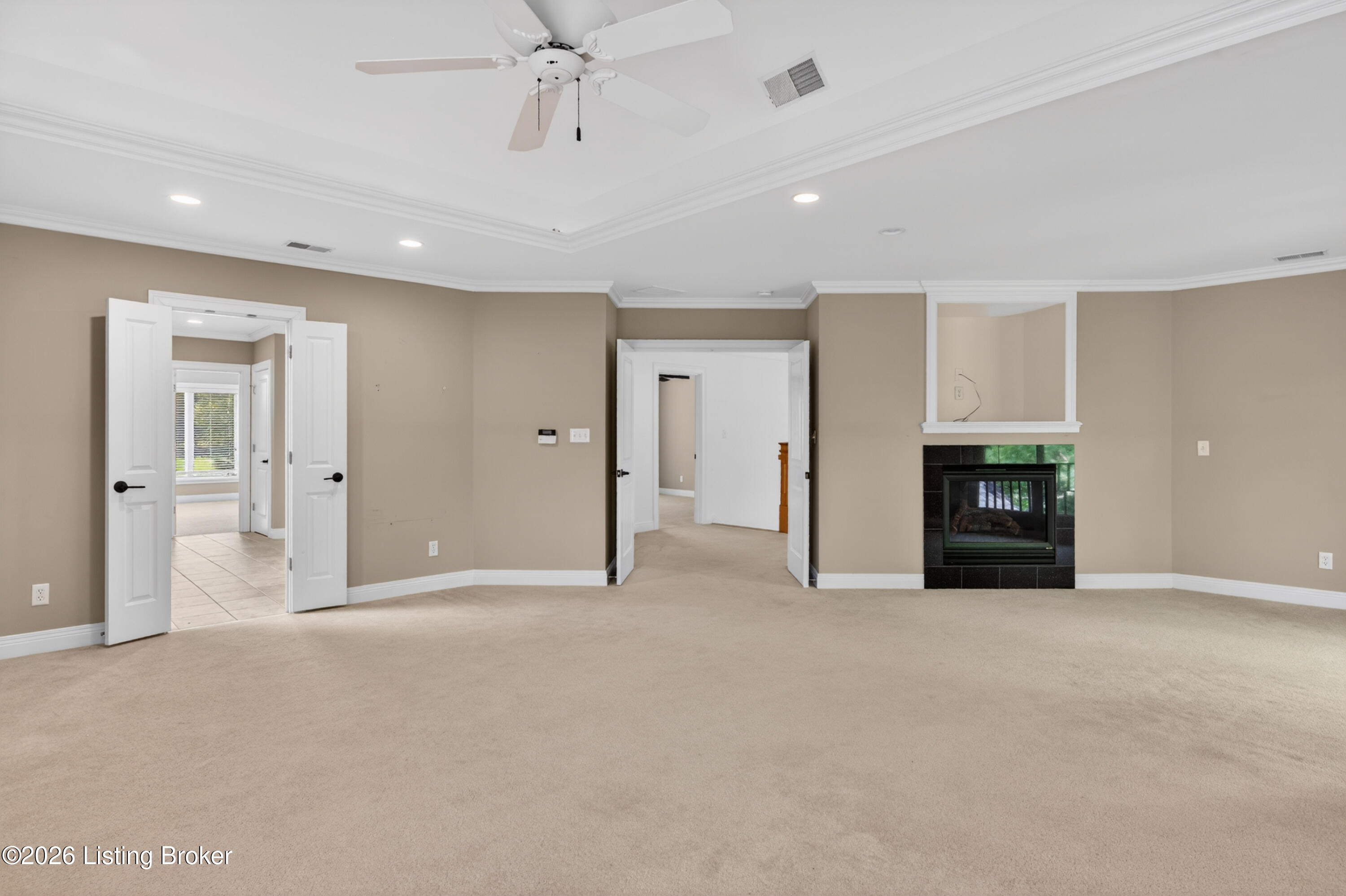 12307 Ridgeview Dr
