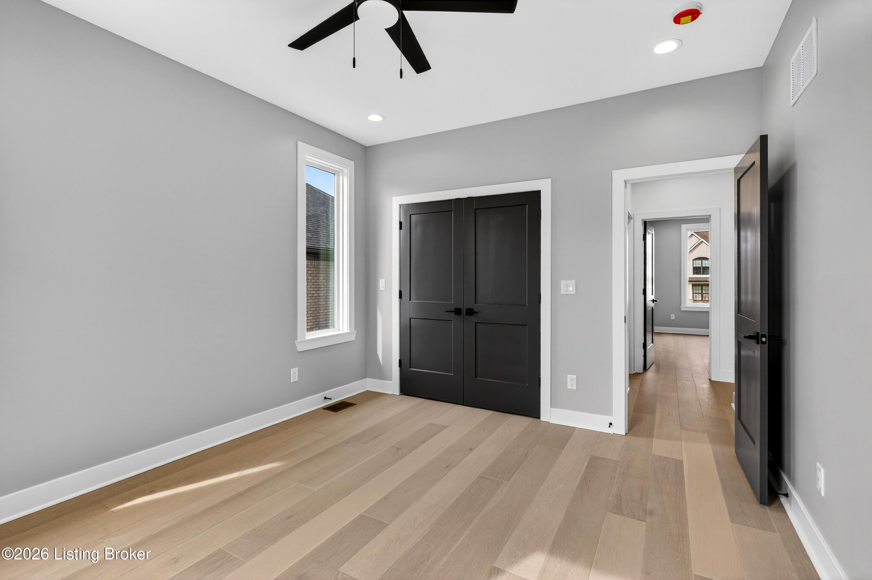 1505 Lincoln Hill Way