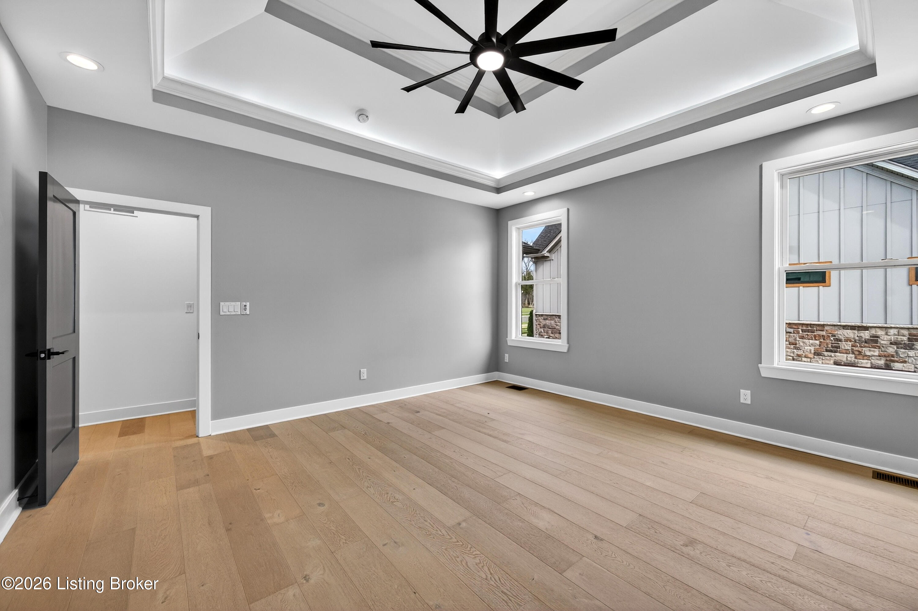 1505 Lincoln Hill Way